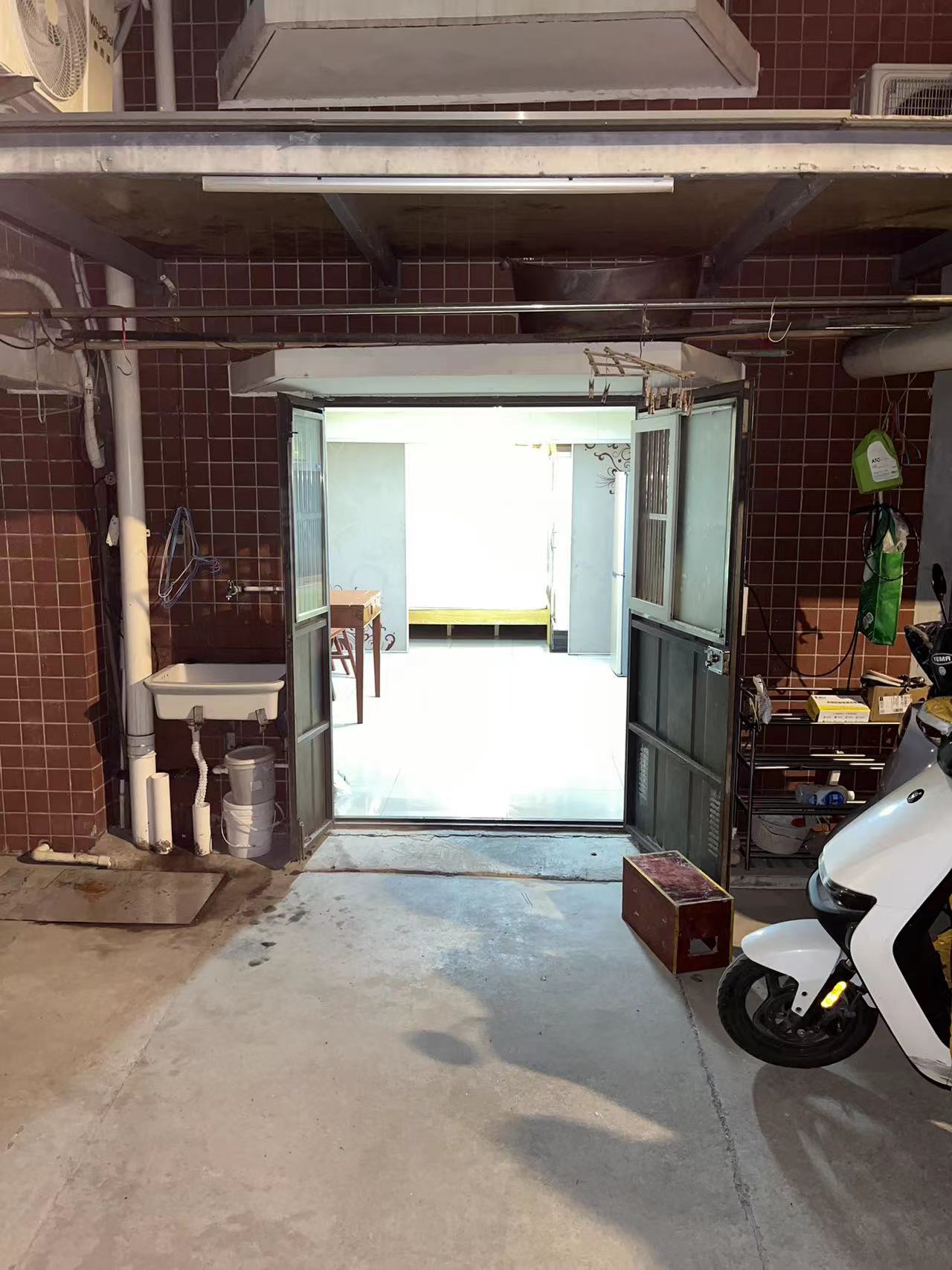 景河苑4室1厅1卫142.00m&sup2;
