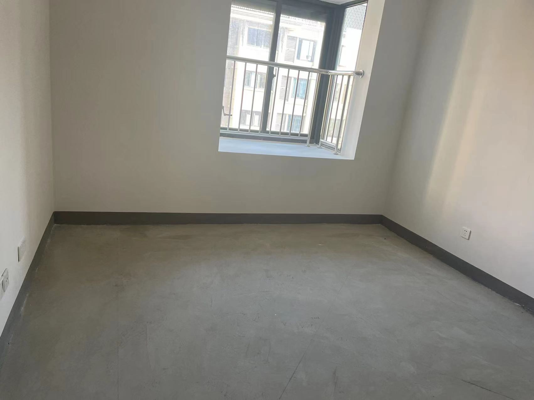 山芝庄新苑 3室2厅1卫 11511.00m&sup2;