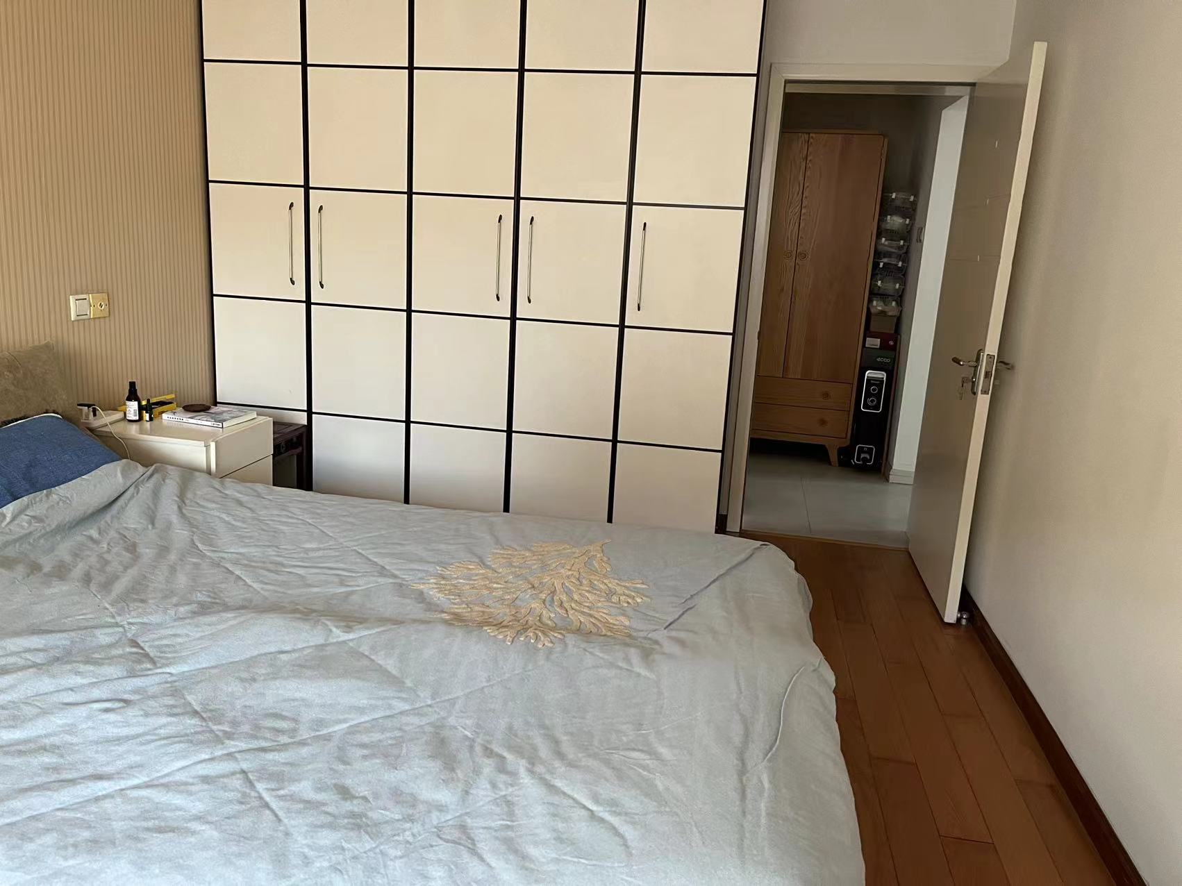 丽茵嘉园 3室2厅1卫 143.55m&sup2;
