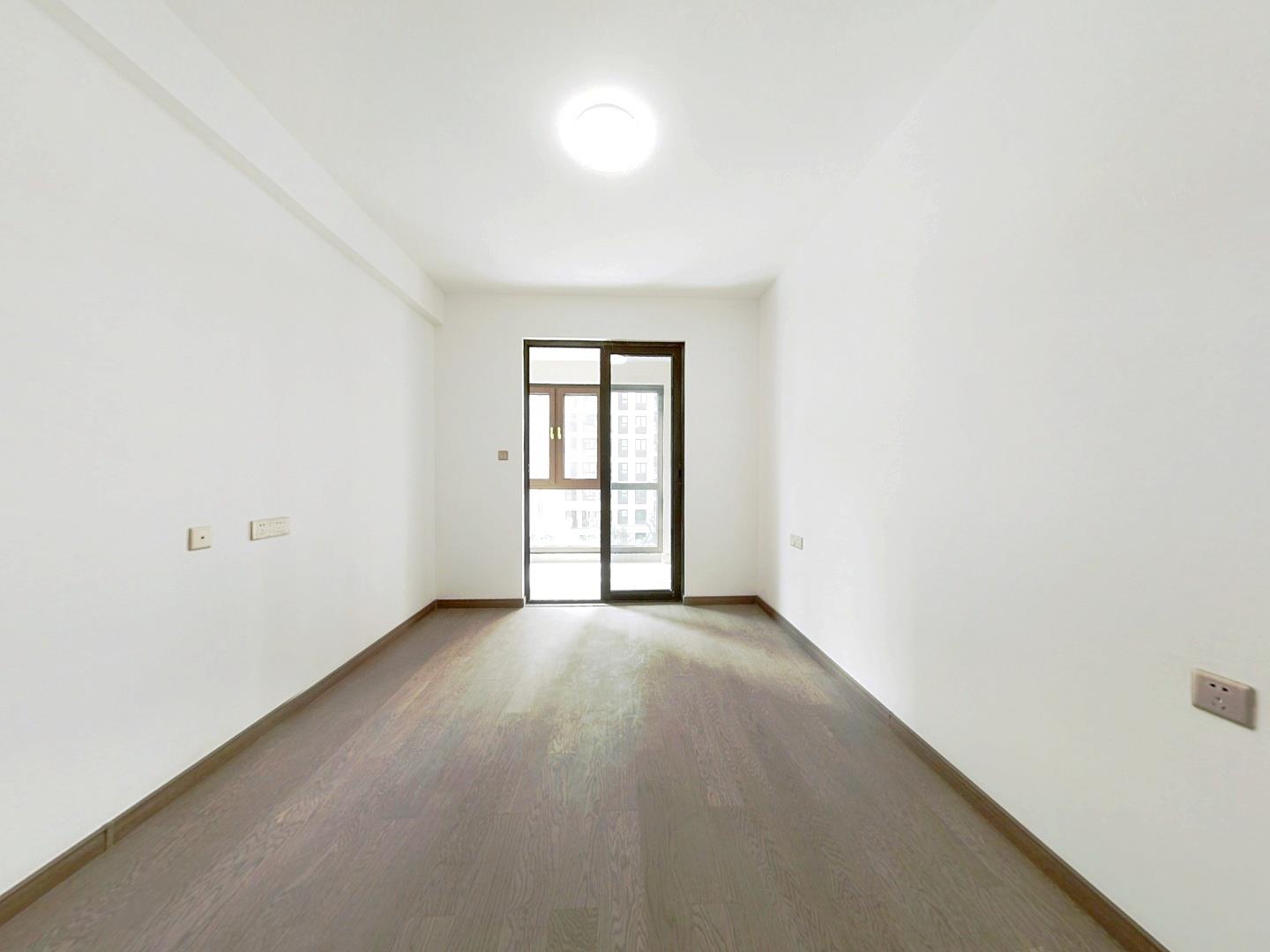 中海上东区 4室2厅3卫 143m&sup2;