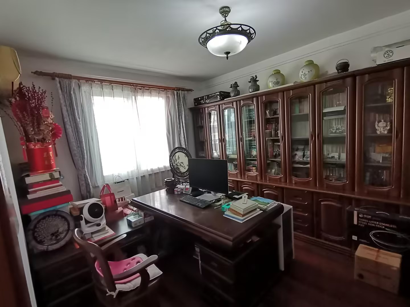 南园路18号大院 4室2厅2卫 170m&sup2;
