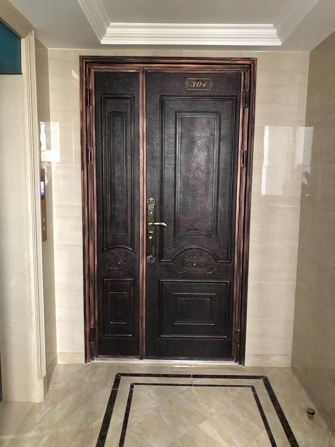 中海铂樾府 4室2厅2卫 208.00m&sup2;
