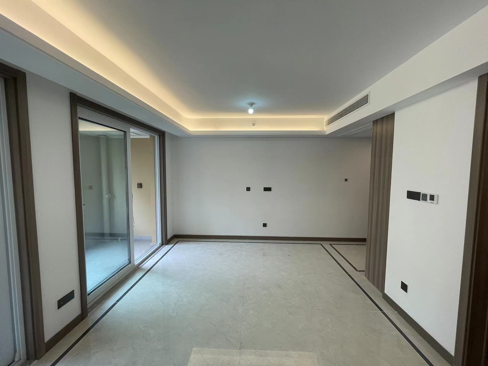 世茂云锦 3室2厅2卫 107m&sup2;