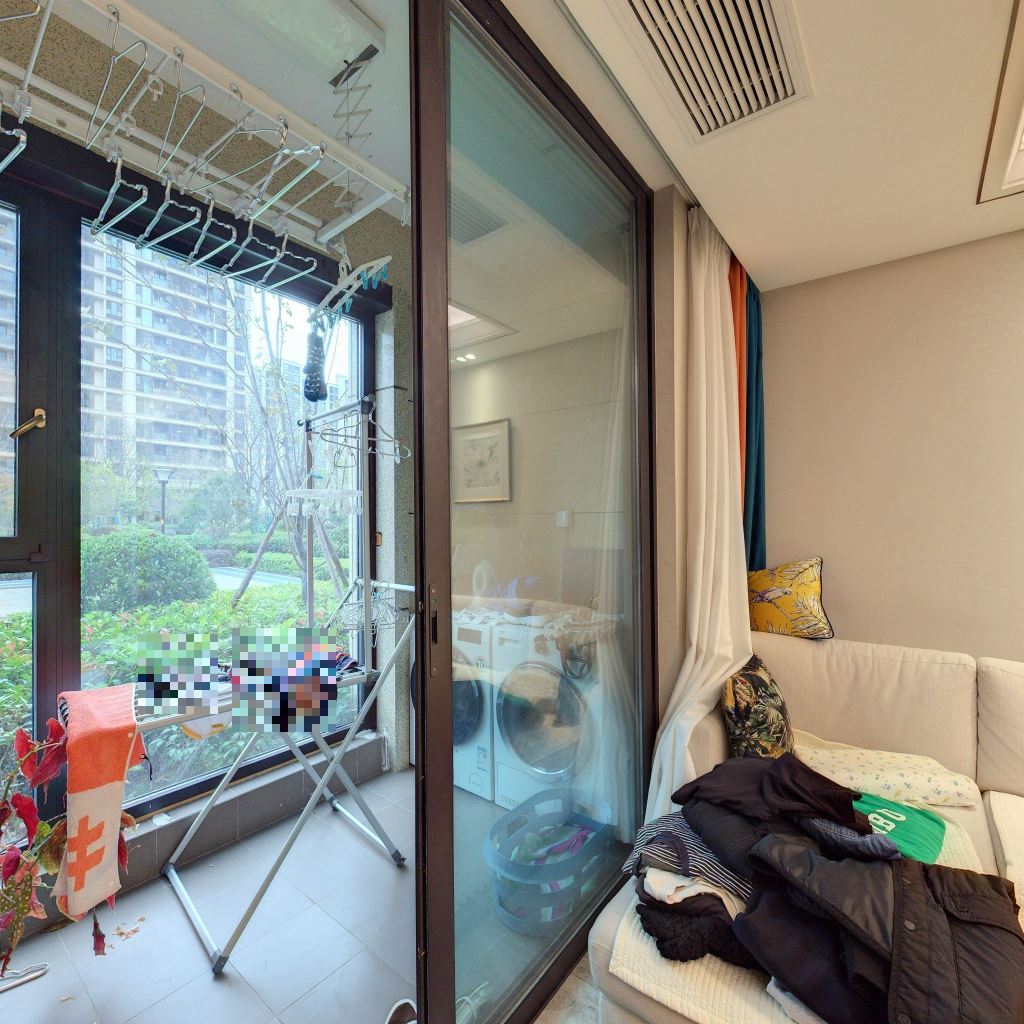 绿城沁园 3室2厅2卫 125m&sup2;