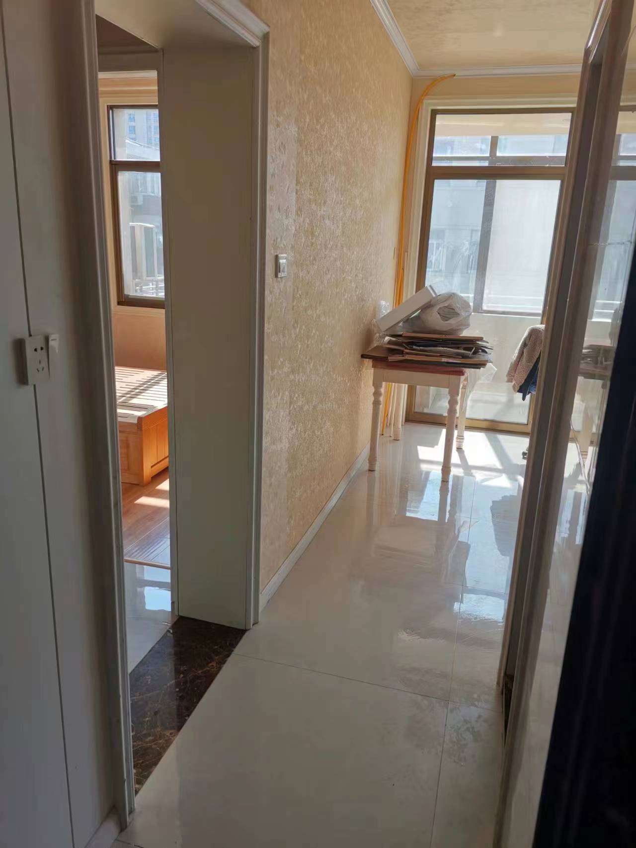 新桥新村 2室1厅1卫 56m&sup2;