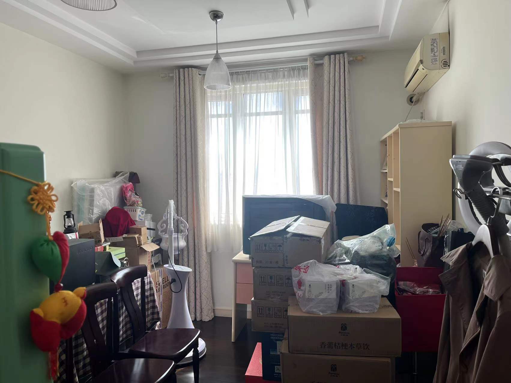 新海通锦绣苑 4室2厅2卫 198.70m&sup2;