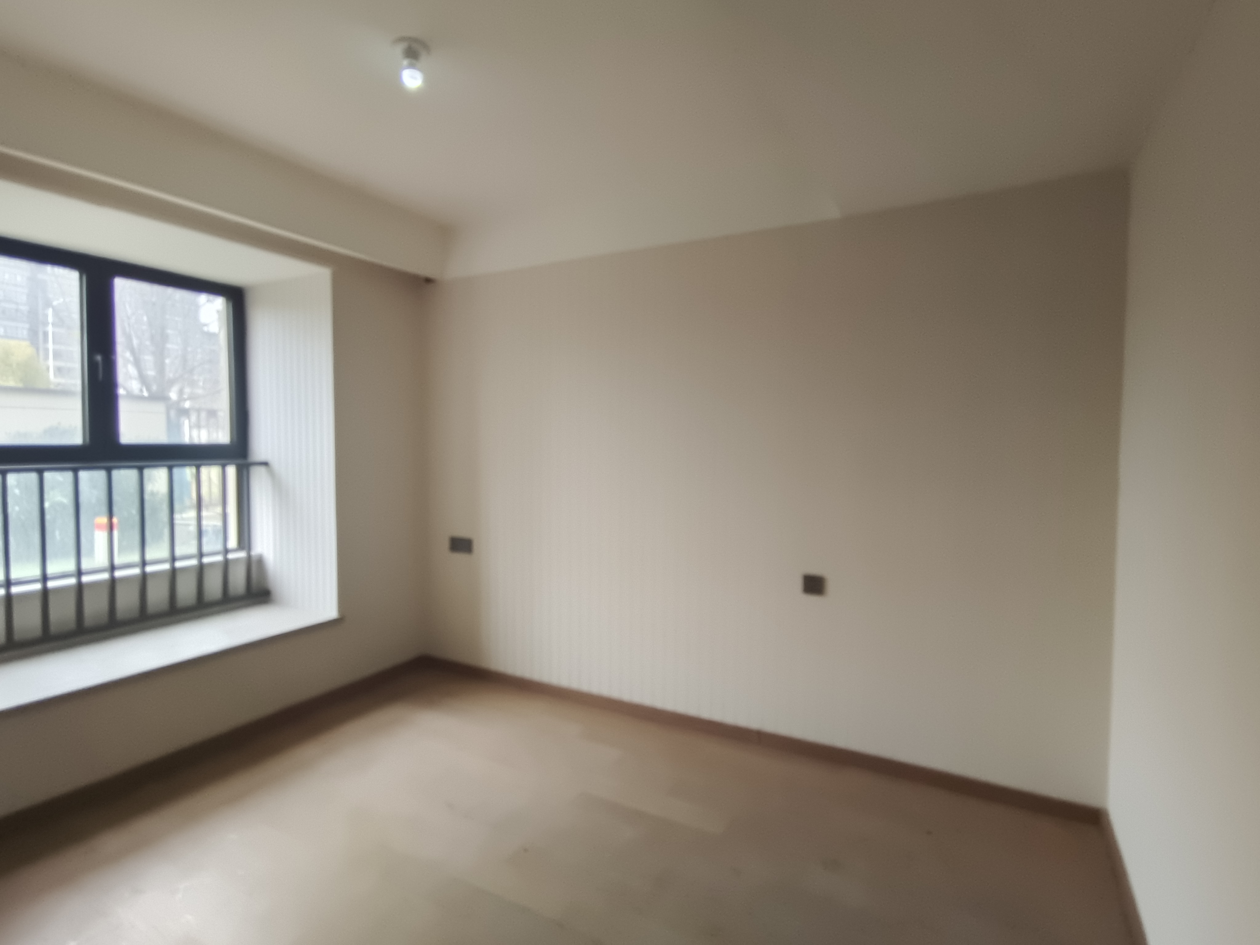 龙湖天宸源著 3室1厅1卫 100.00m&sup2;