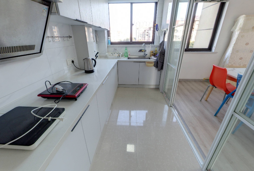 新城新苑 3室2厅2卫 135.00m&sup2;
