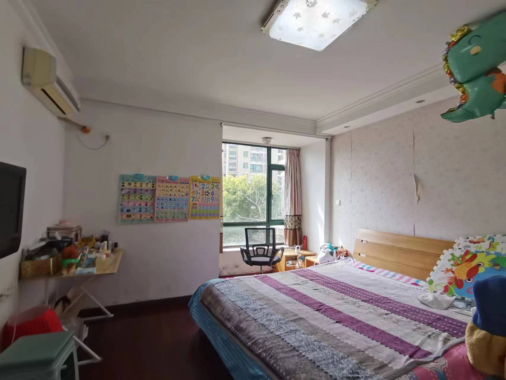 凤凰莱茵苑 3室2厅1卫 128m&sup2;