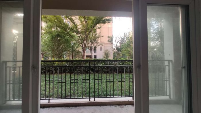 和融•优山美地名邸 5室2厅3卫 230m²