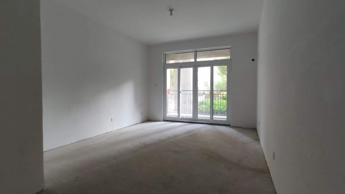 和融&bull;优山美地名邸 5室2厅3卫 230m&sup2;