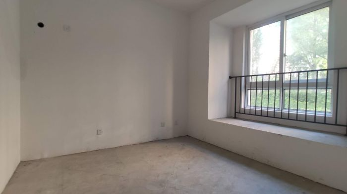 和融&bull;优山美地名邸 5室2厅3卫 230m&sup2;