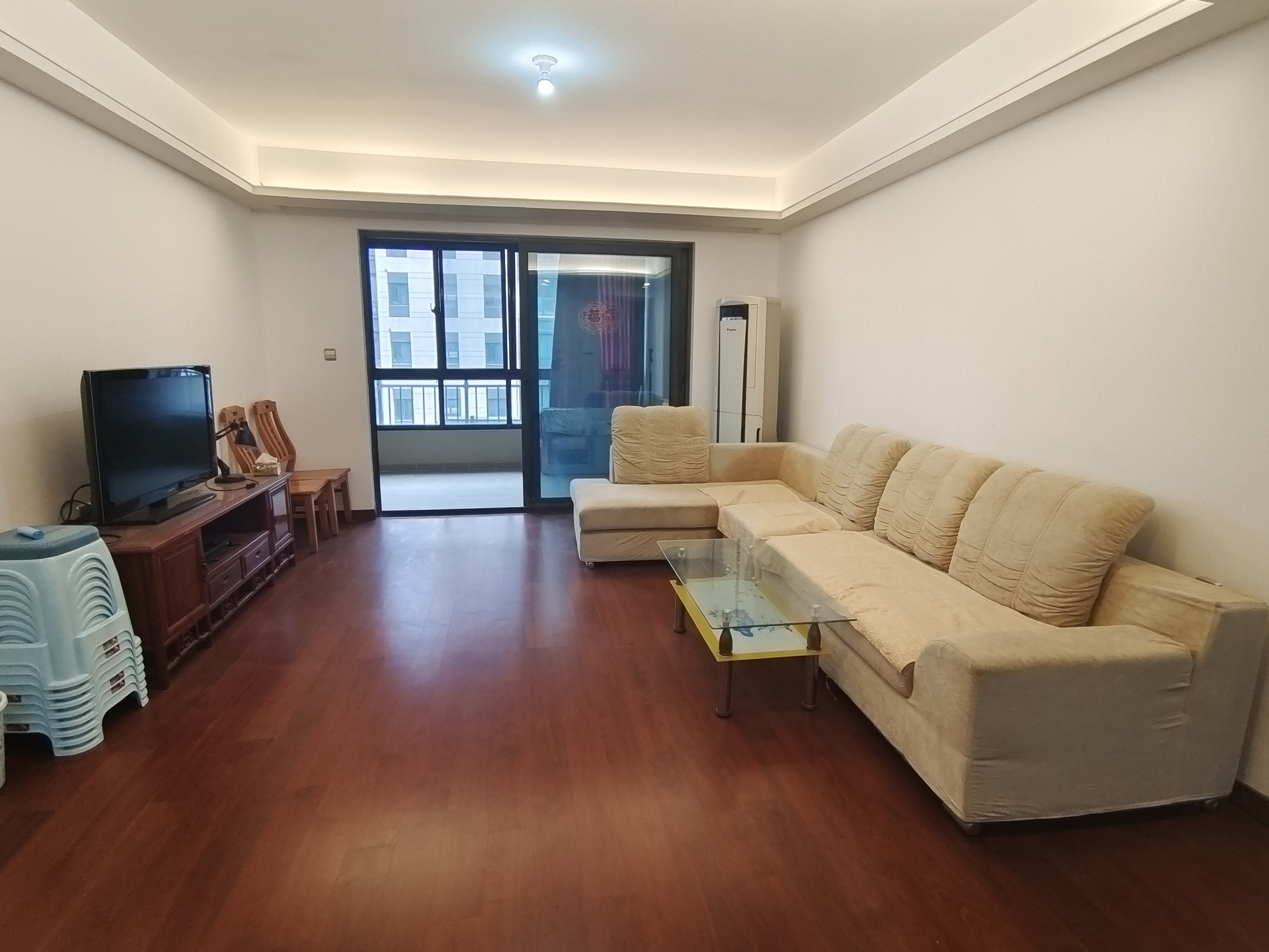 万科白鹭郡 3室2厅2卫 123m²