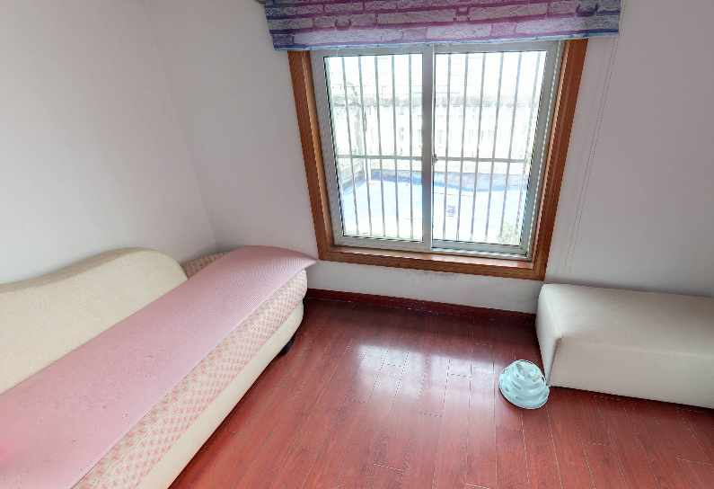 星盛花园 2室2厅1卫 87m&sup2;