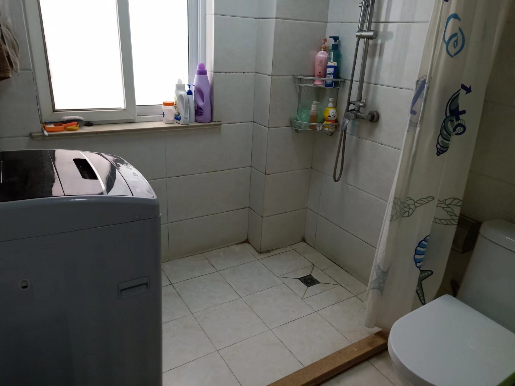 华景新居 3室2厅1卫 90m&sup2;