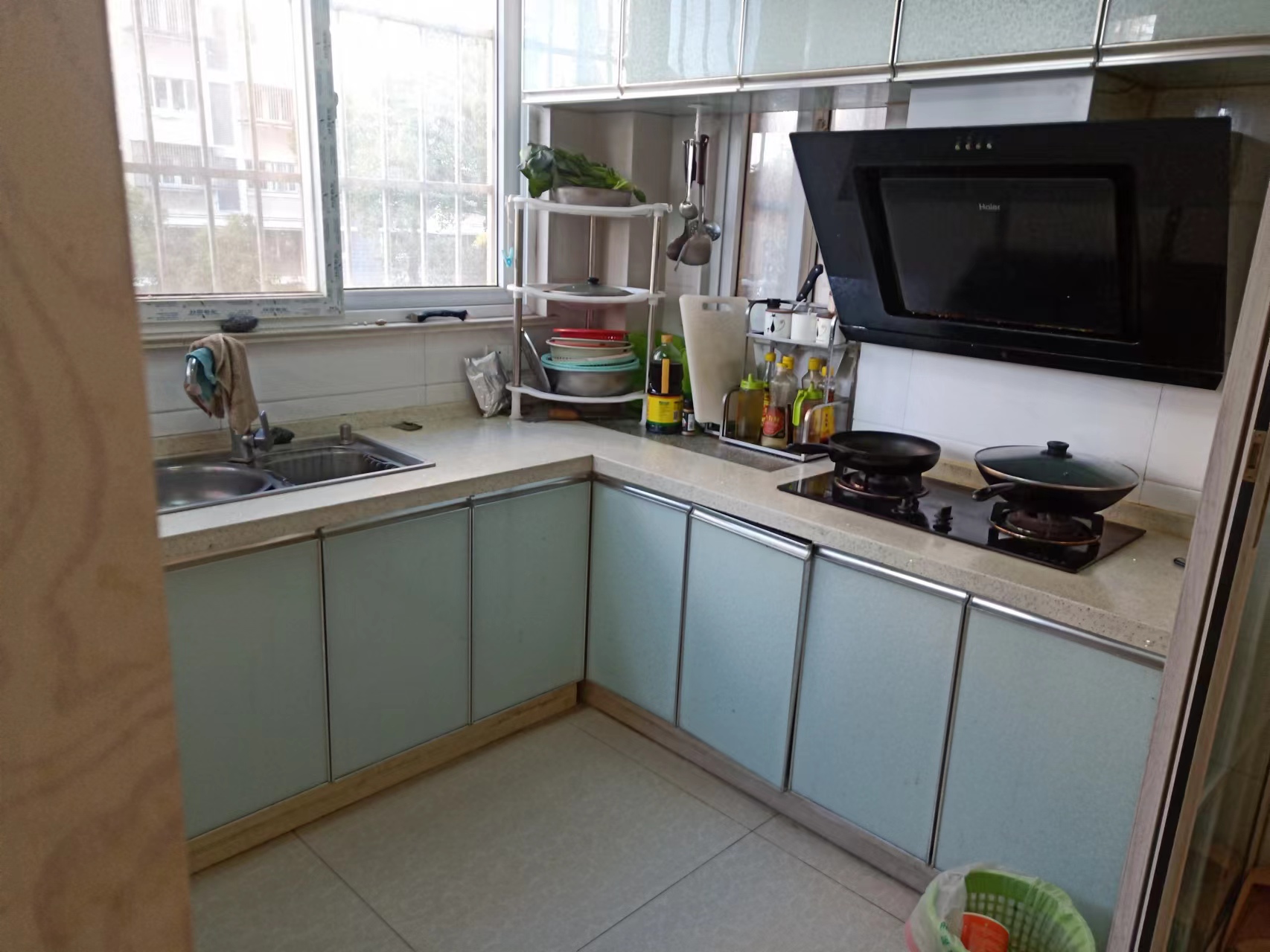 华景新居 3室2厅1卫 90m&sup2;