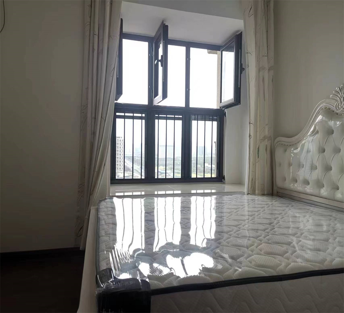 碧桂园时代悦城 4室2厅2卫 142m&sup2;