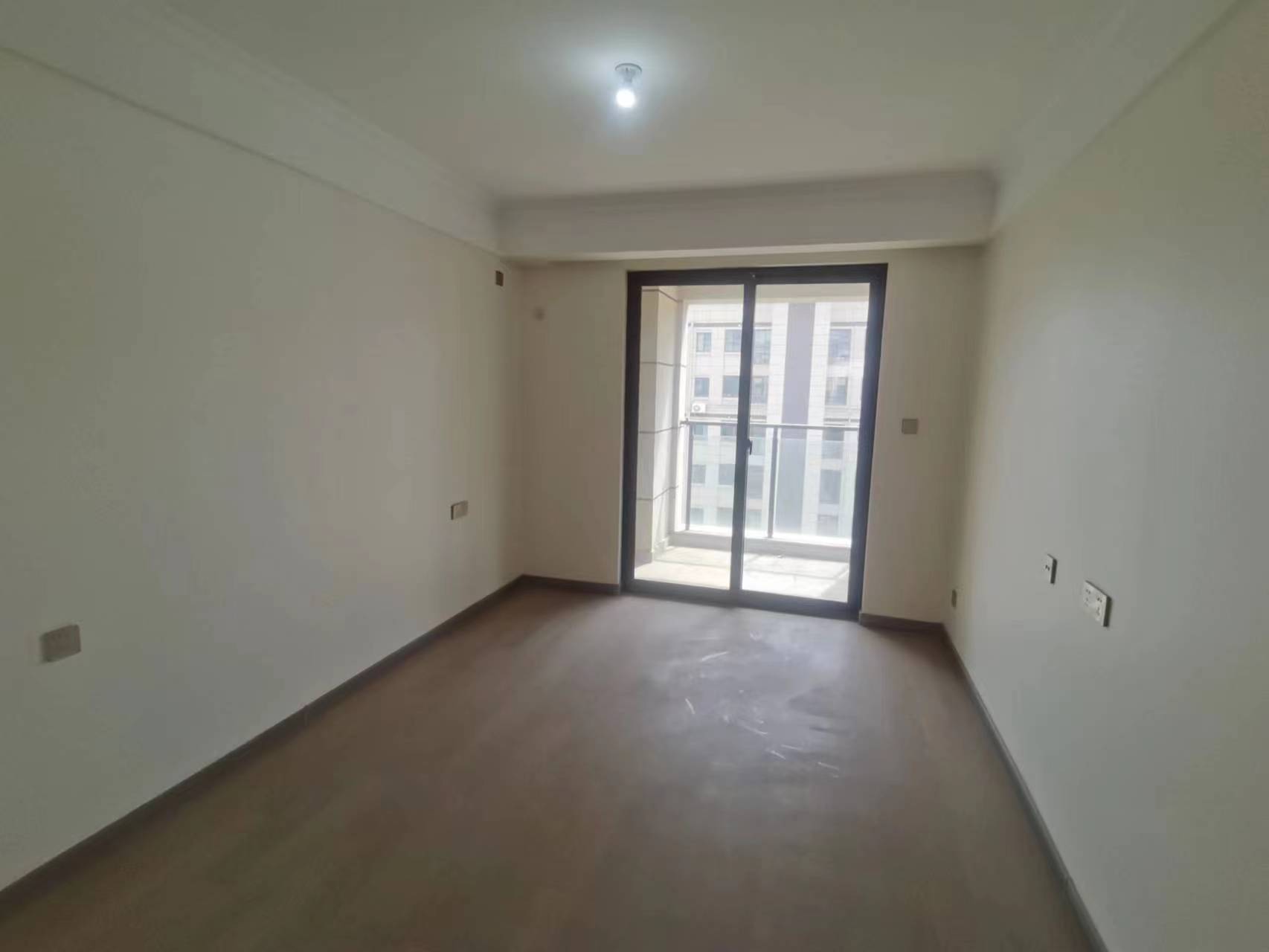 中创大都会 32室2厅2卫 110.00m&sup2;