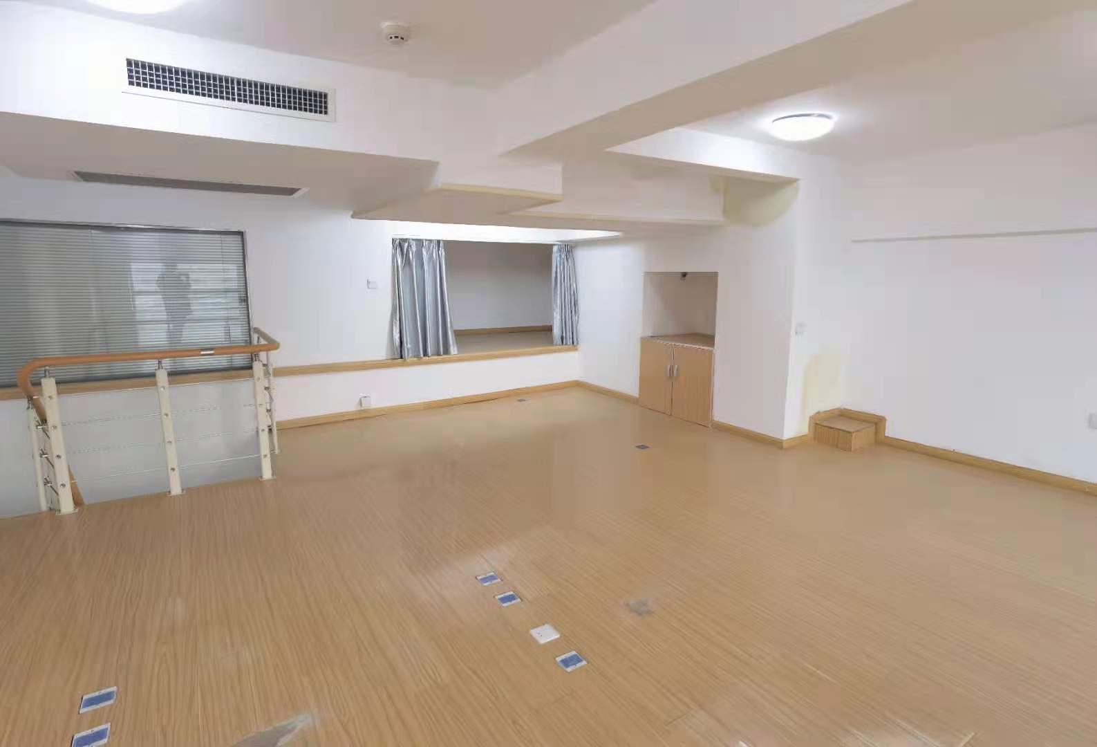 中南世纪城 1室1厅1卫 62m²