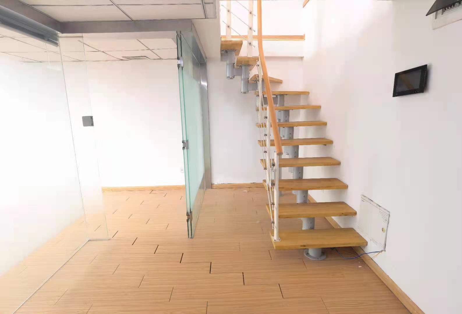 中南世纪城 1室1厅1卫 62m&sup2;