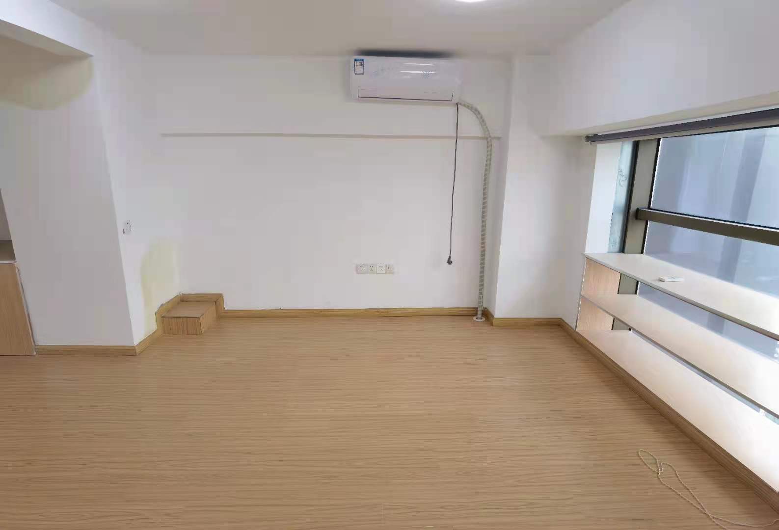 中南世纪城 1室1厅1卫 62m&sup2;