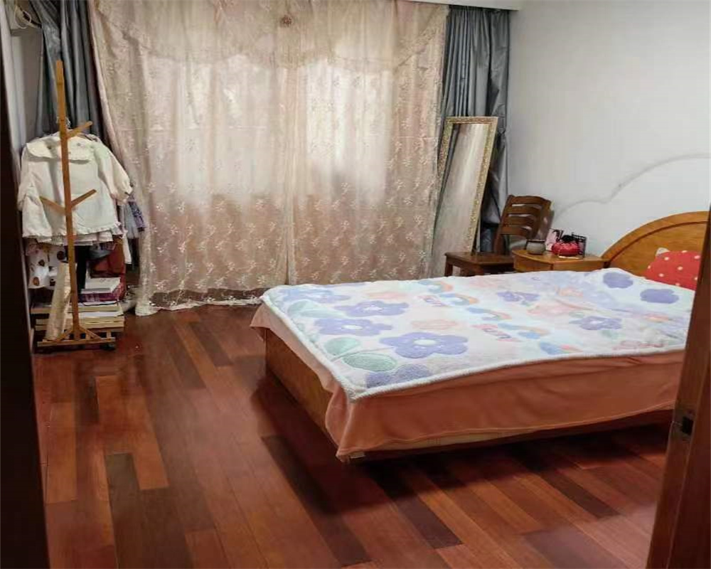 濠西园 3室2厅2卫 124.00m&sup2;