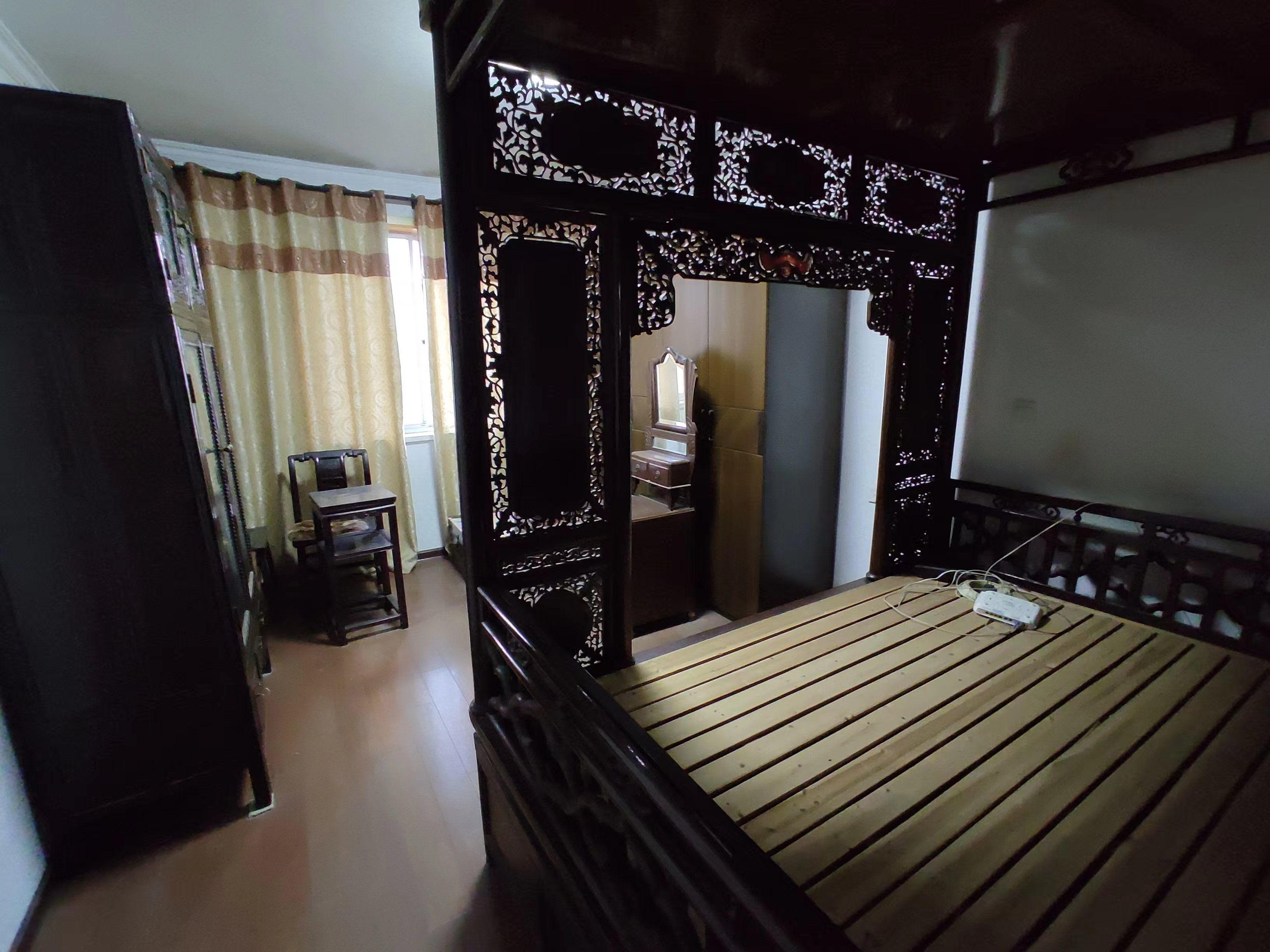 虹桥西村 2室2厅1卫 62.00m&sup2;