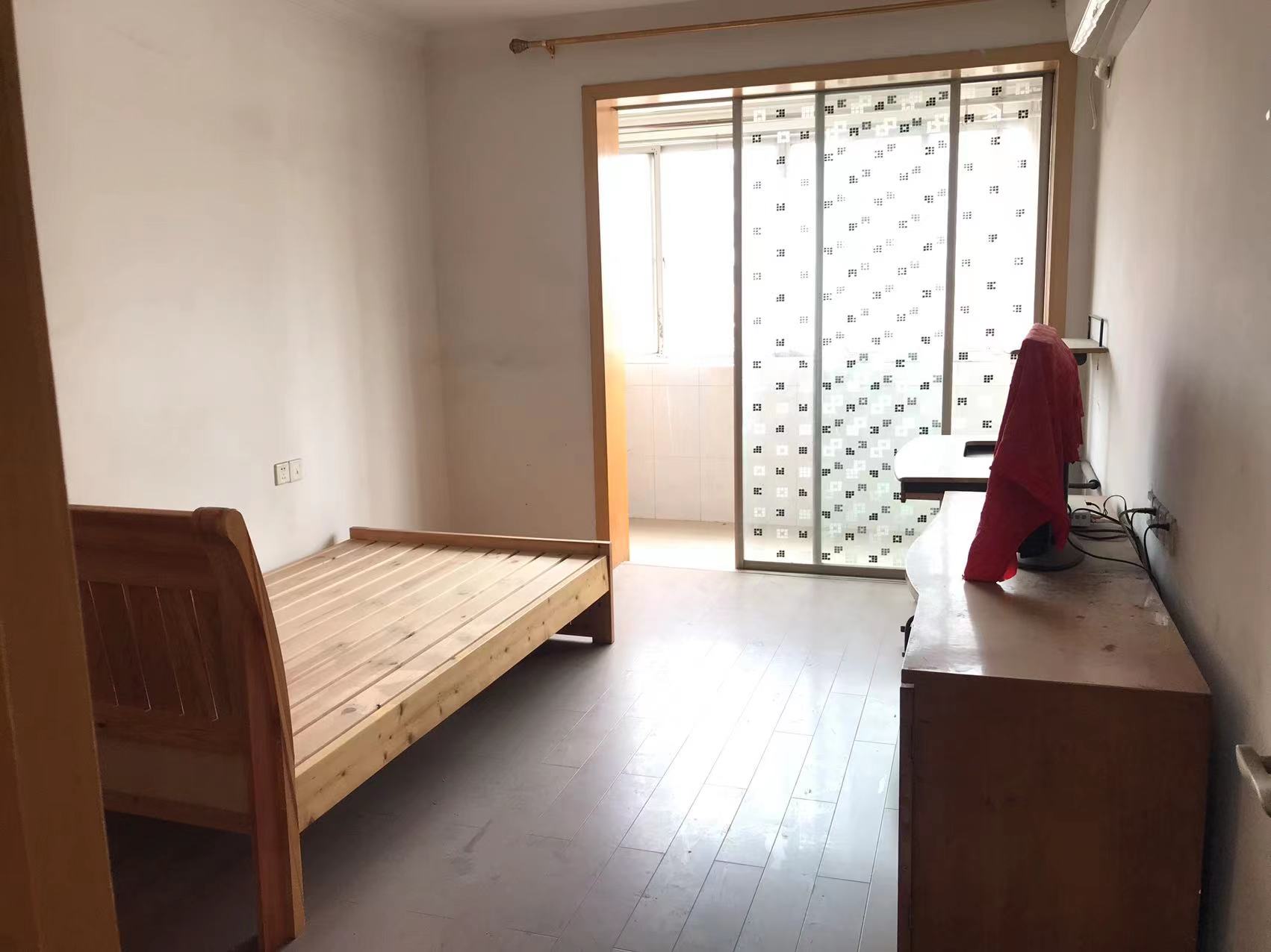 虹桥西村 2室2厅1卫 62.00m&sup2;
