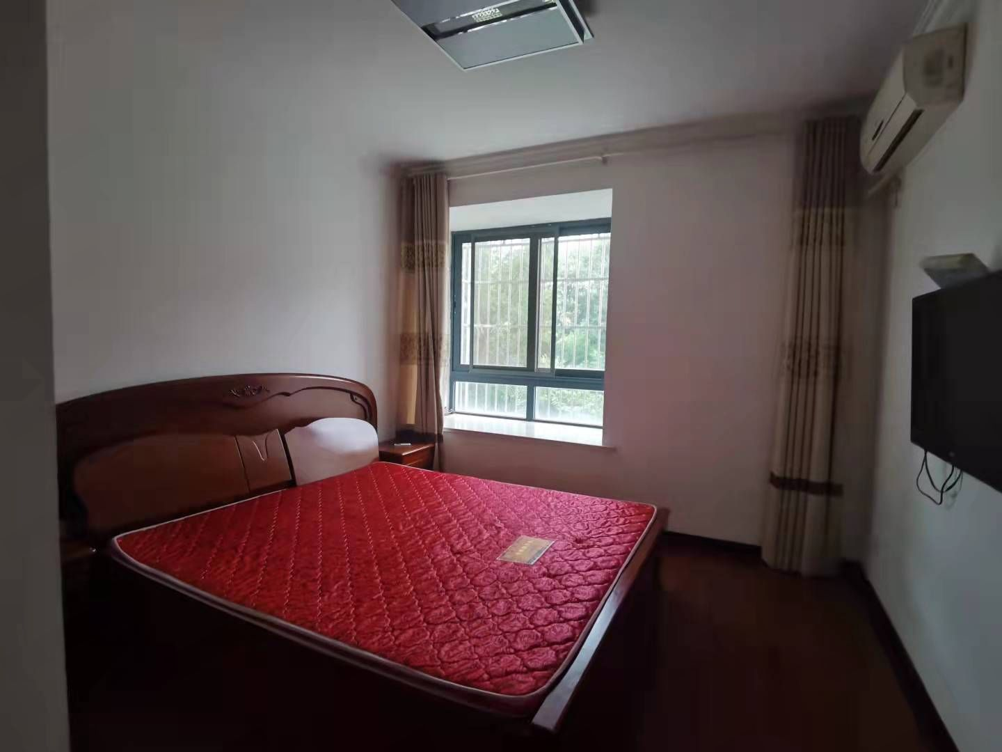 金水湾花园 3室2厅1卫 101.68m&sup2;
