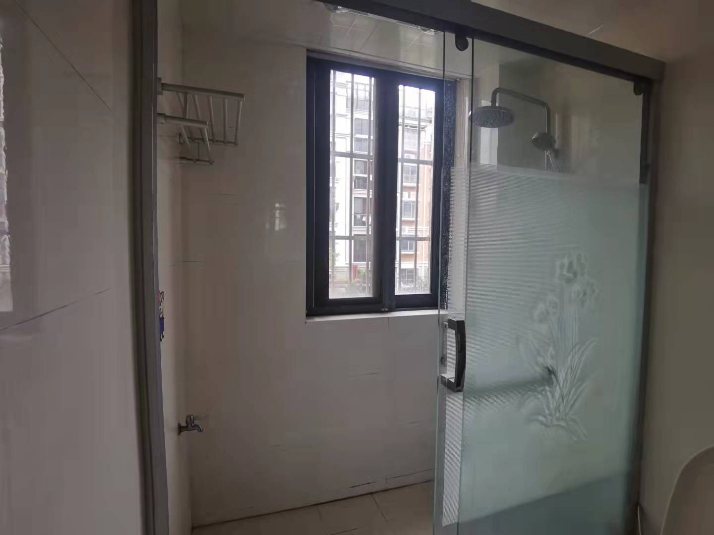 金水湾花园 3室2厅1卫 101.68m&sup2;