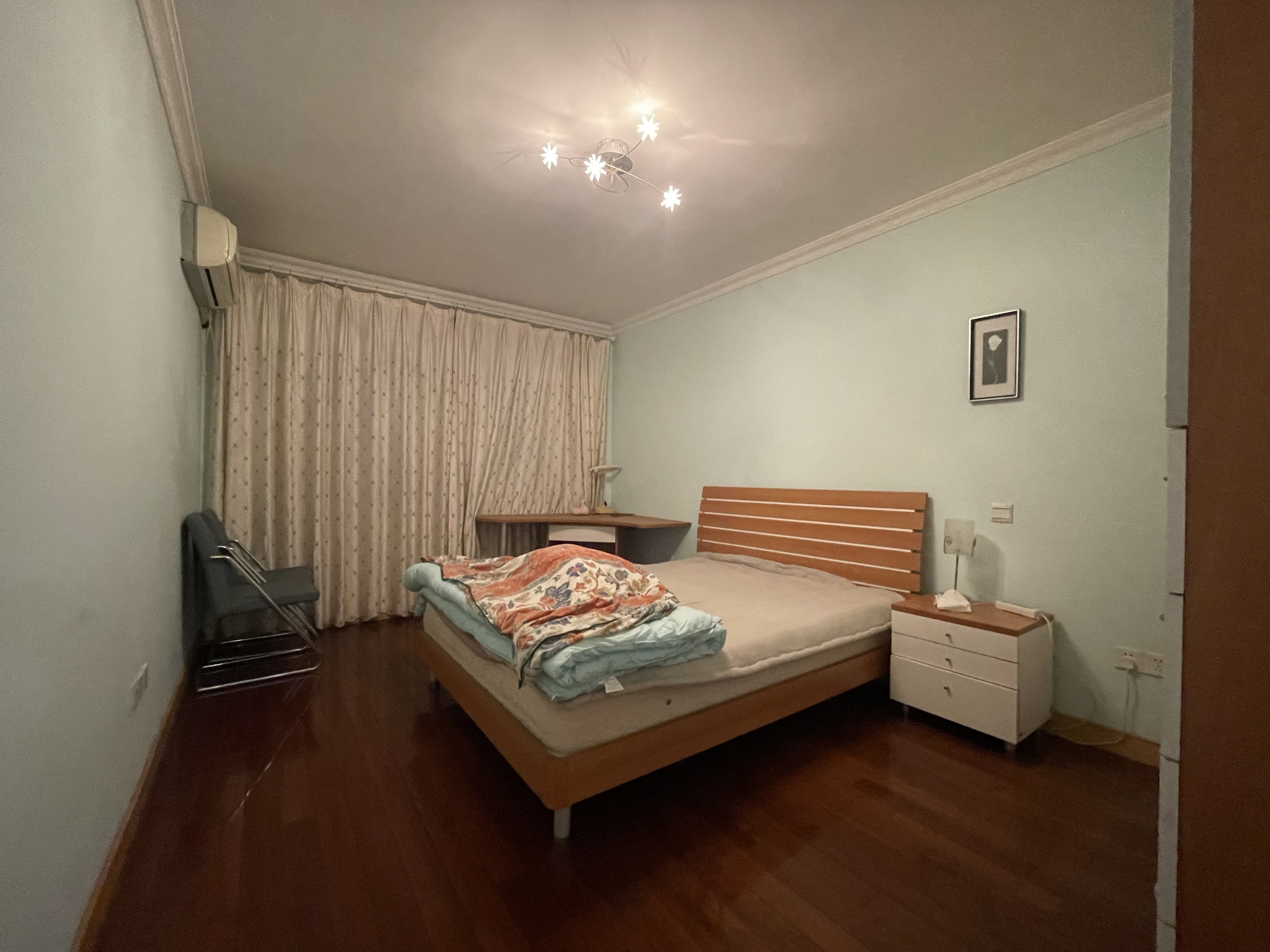 中南俪园 3室2厅2卫 139m&sup2;
