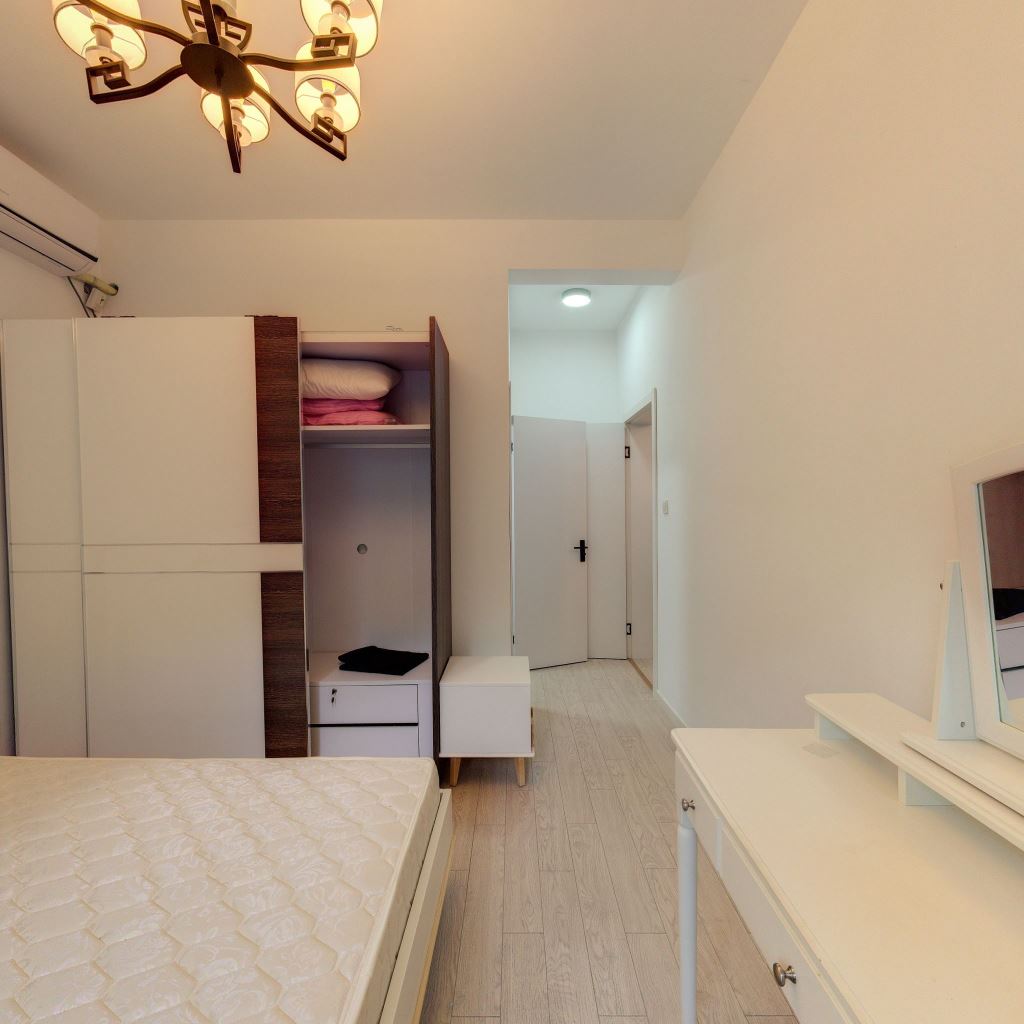 万濠山庄 3室2厅2卫 129.18m&sup2;