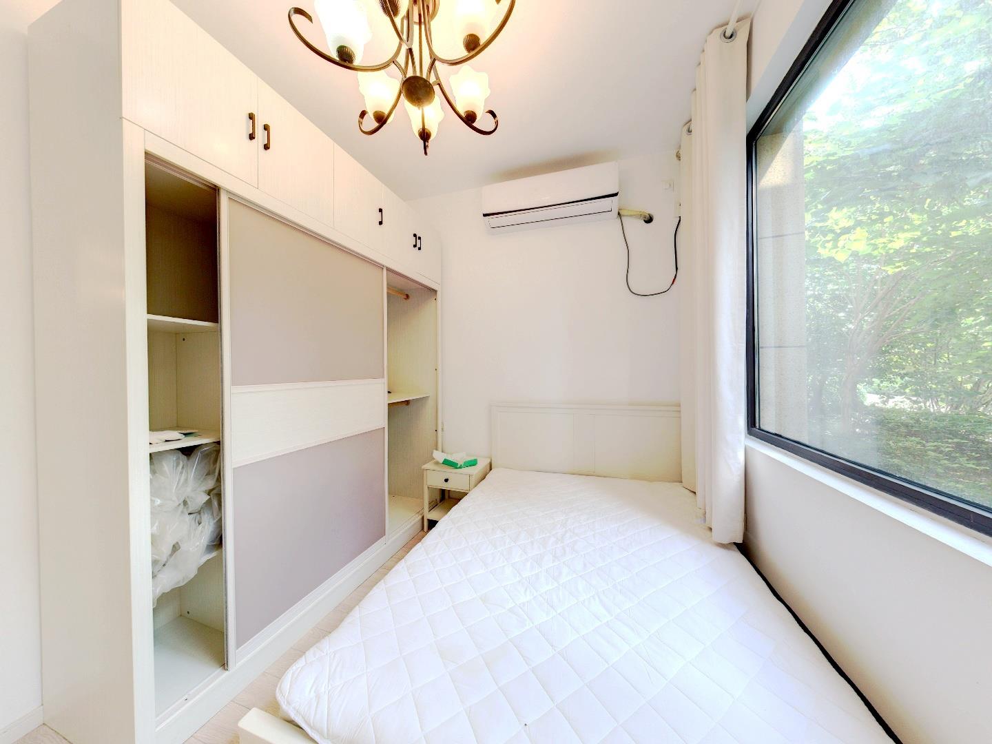 万濠山庄 3室2厅2卫 129.18m&sup2;