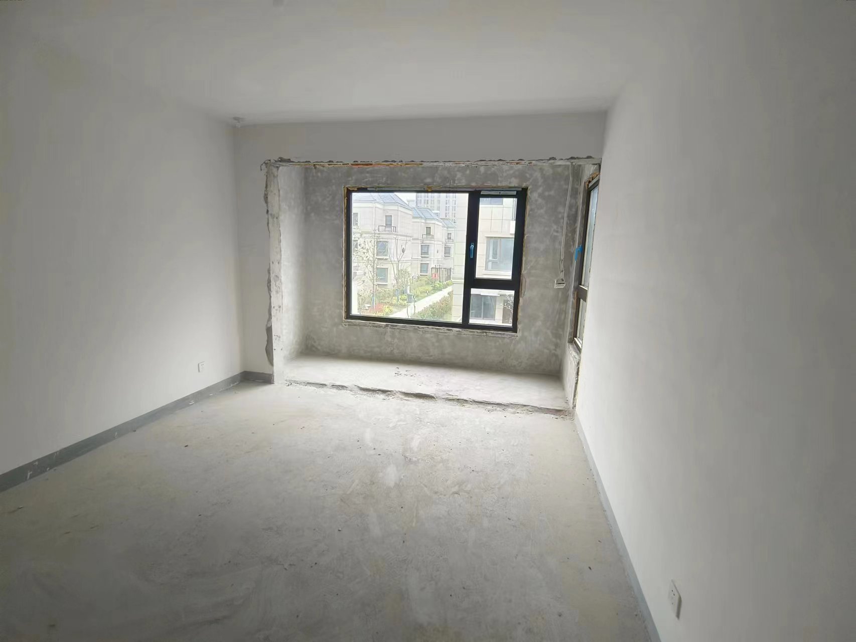 中南熙悦(南通经济技术开发区) 4室2厅3卫 131m&sup2;