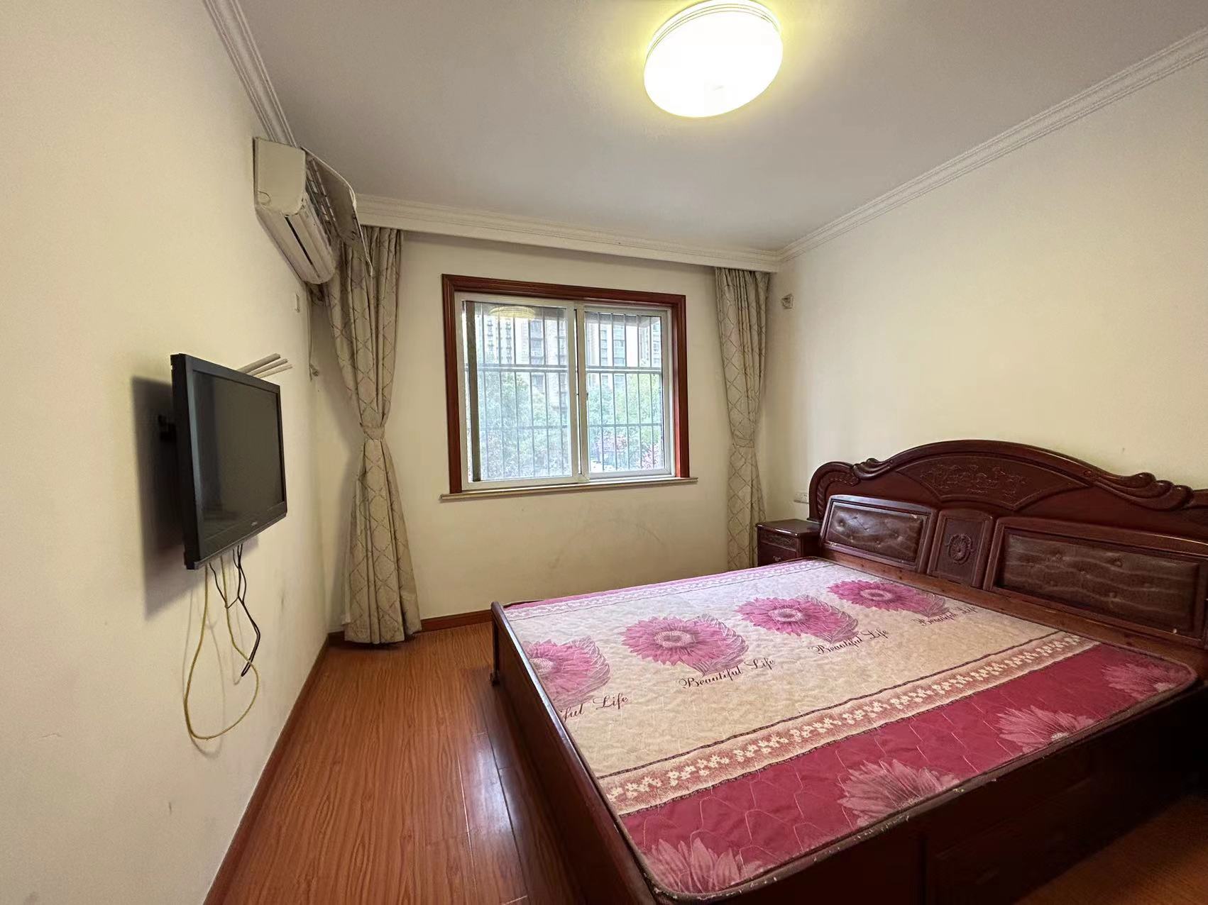 学士府 3室2厅1卫 109.00m&sup2;