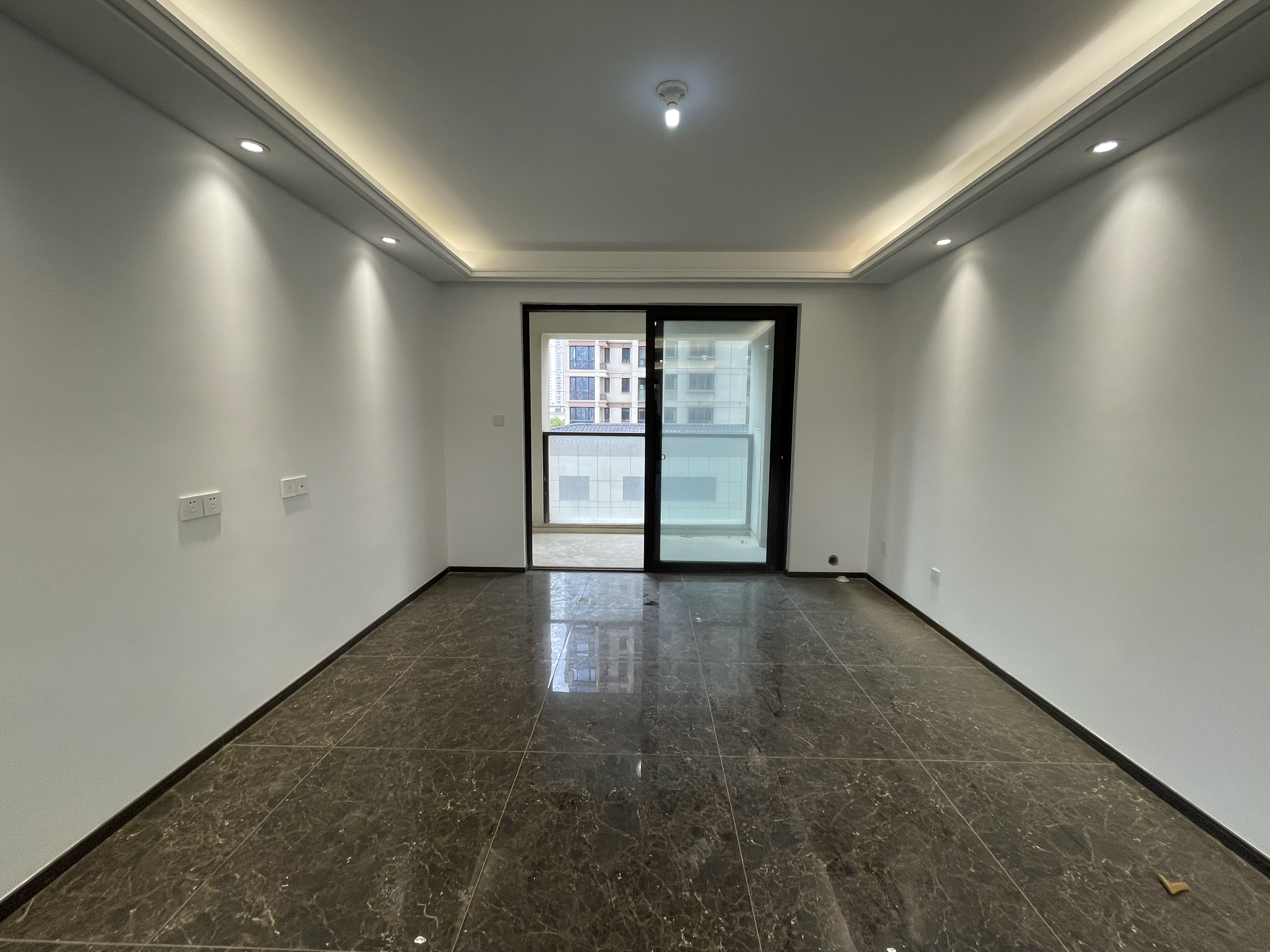 云樾东方 3室2厅2卫 124m²