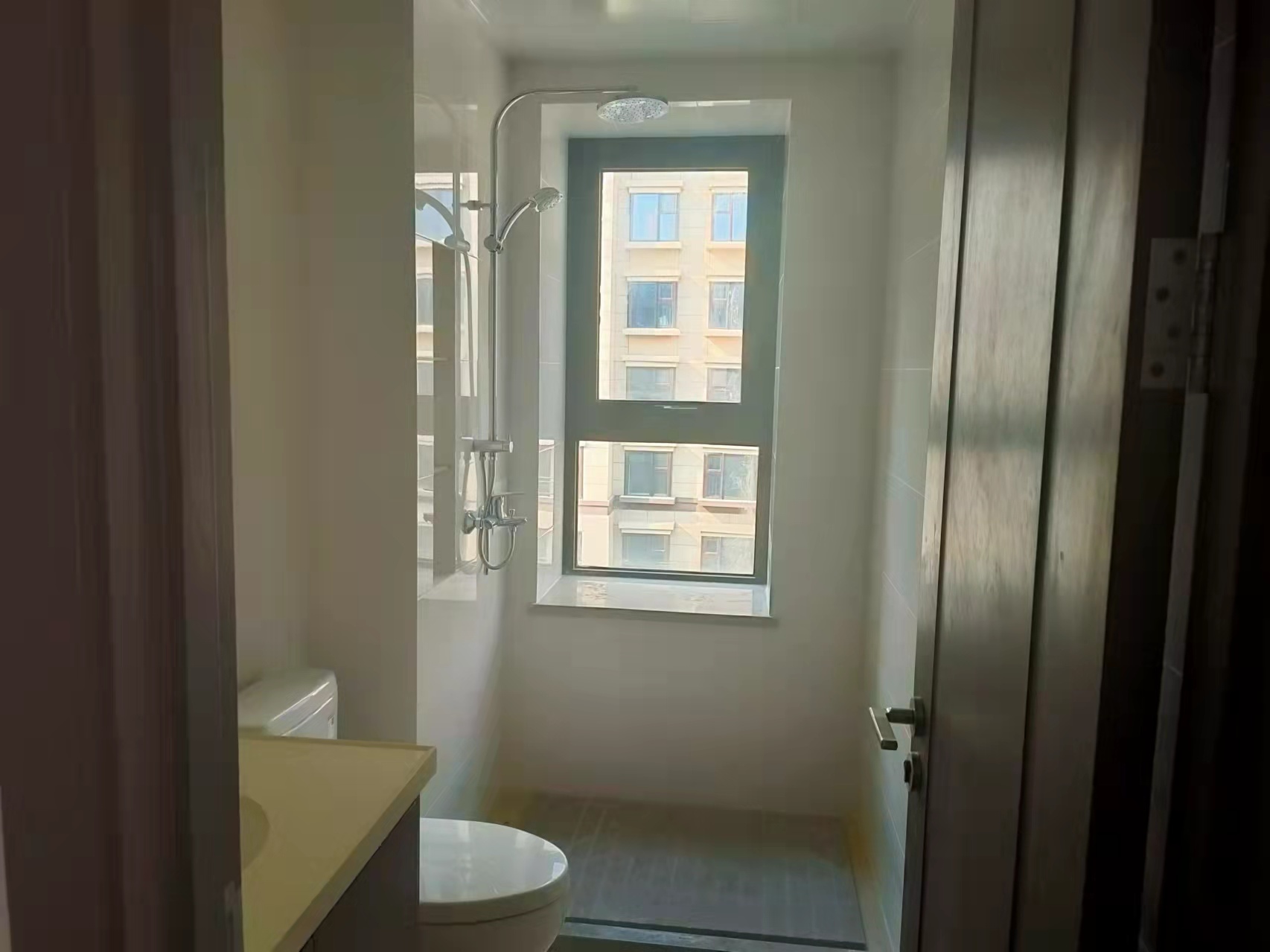 春风南岸东园 4室2厅2卫 166m&sup2;