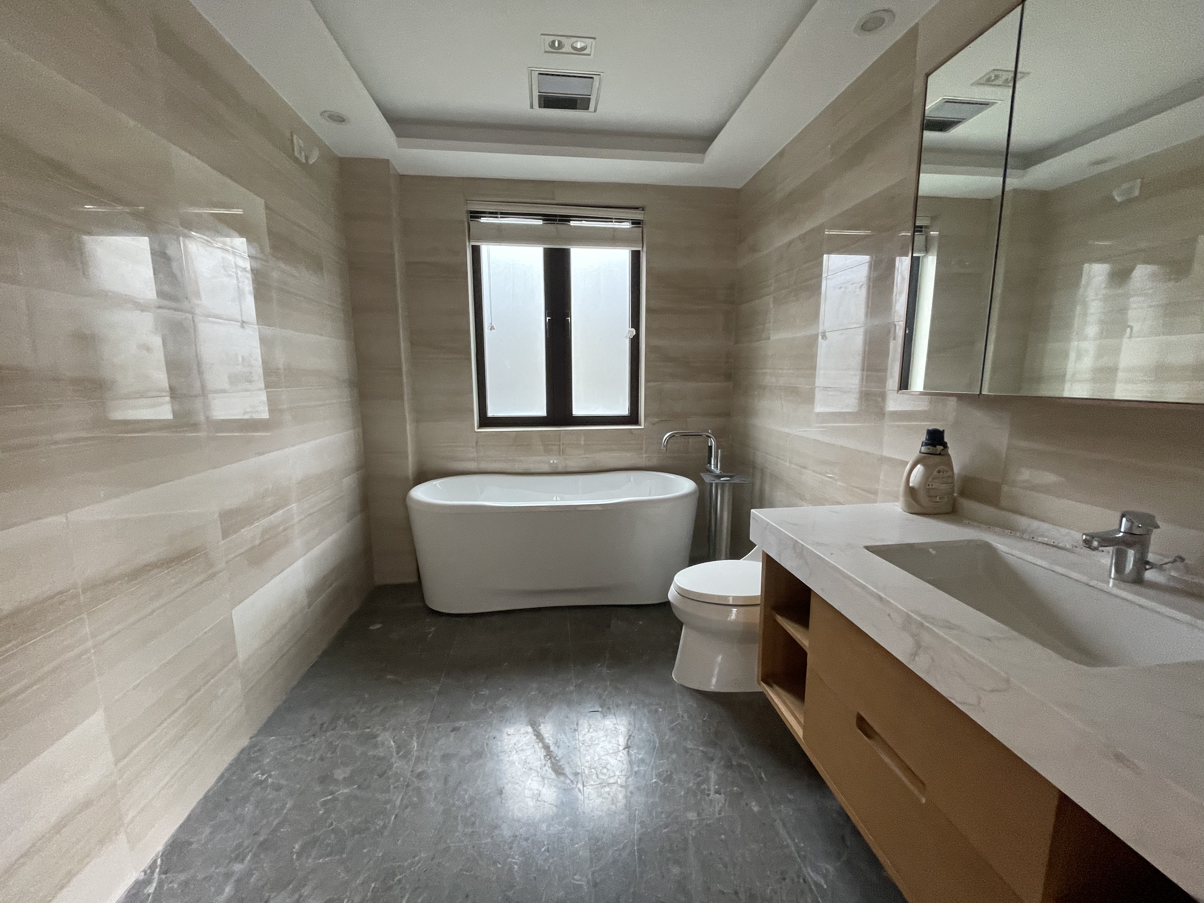 云樾东方 4室2厅2卫 175m&sup2;