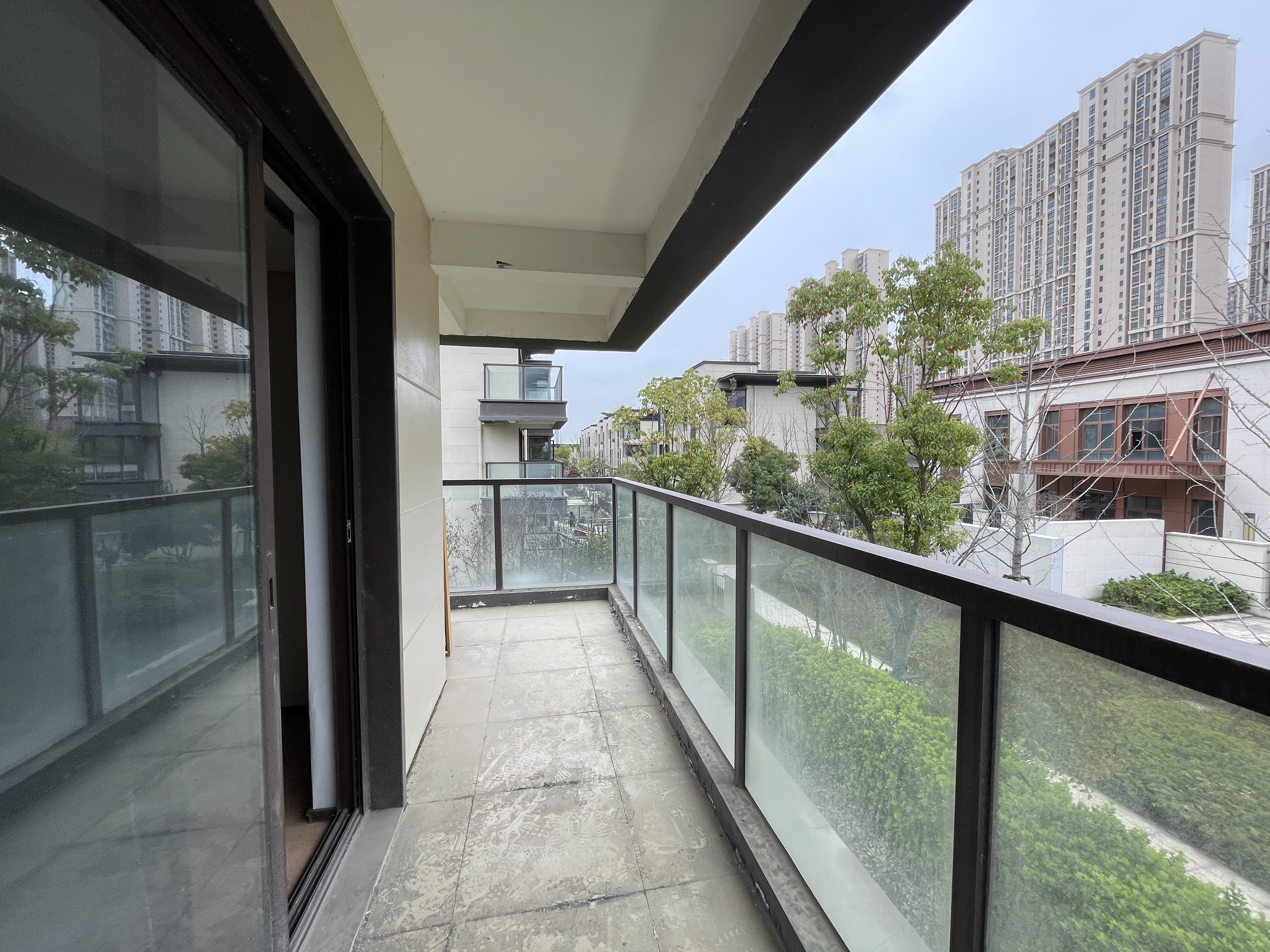云樾东方 4室2厅2卫 175m&sup2;