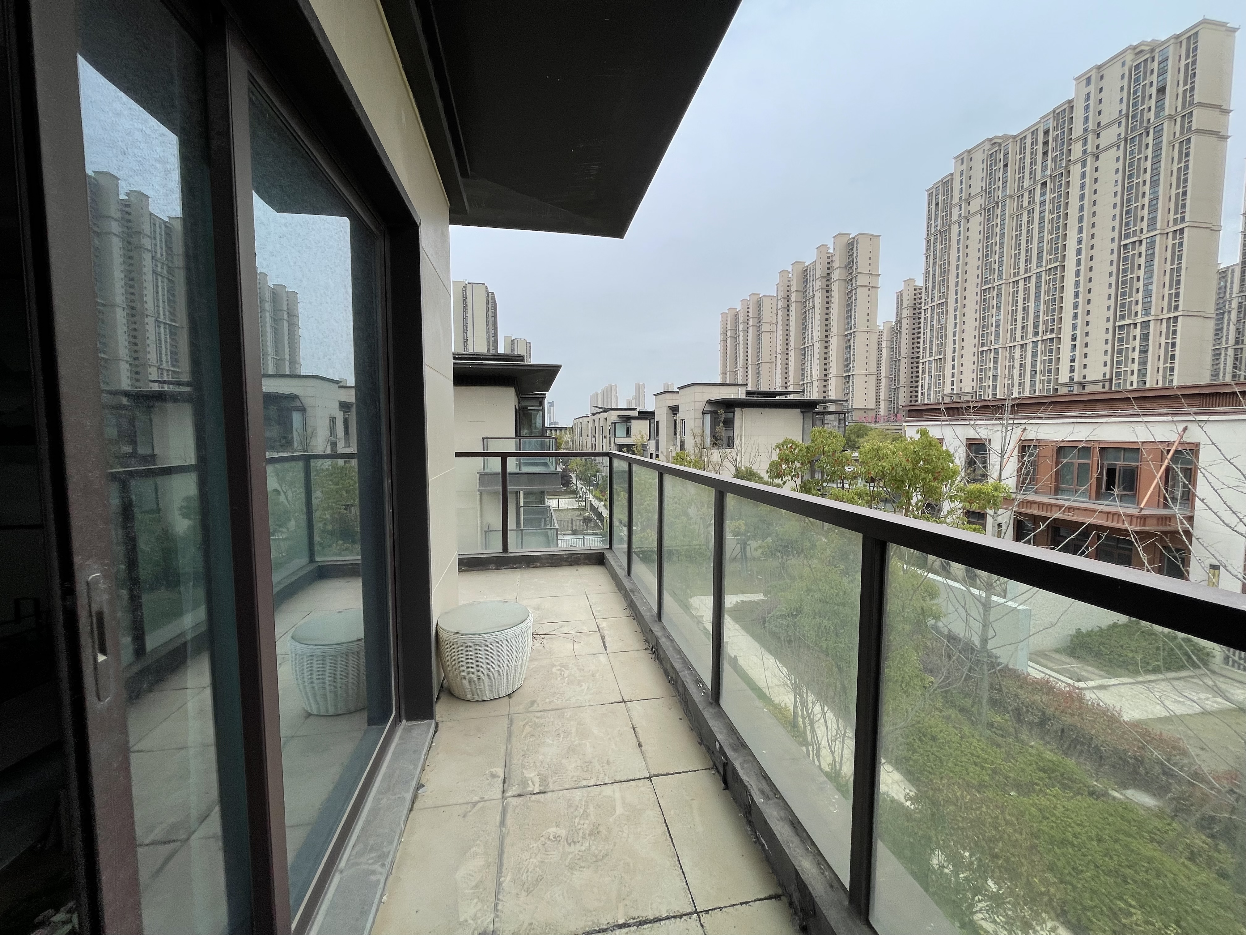 云樾东方 4室2厅2卫 175m&sup2;