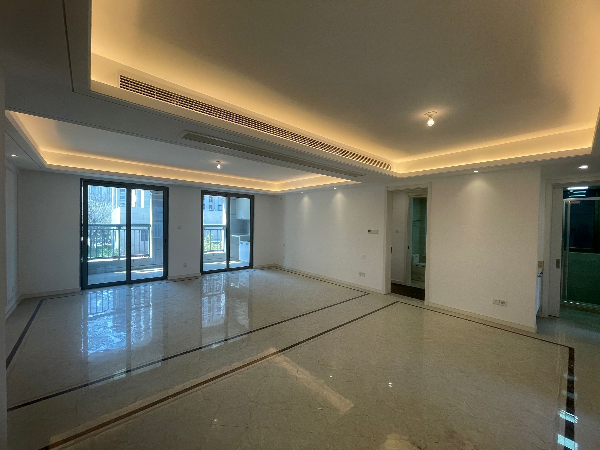 九玺台 3室2厅2卫 143m&sup2;
