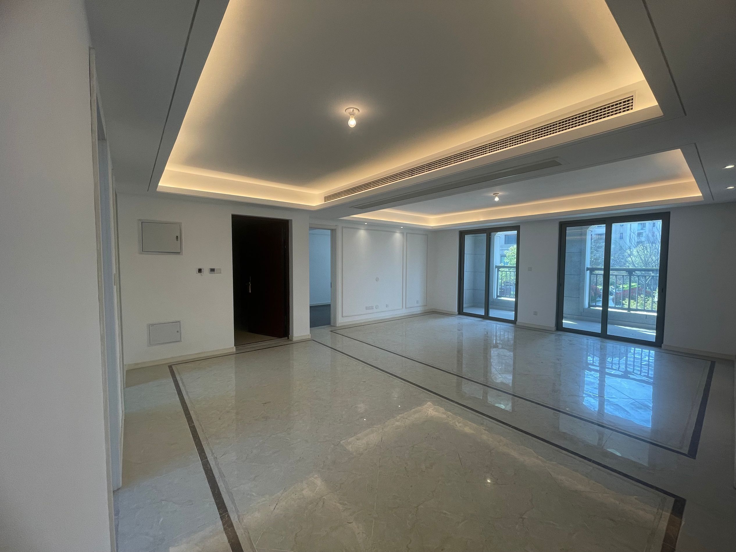 九玺台 3室2厅2卫 143m&sup2;