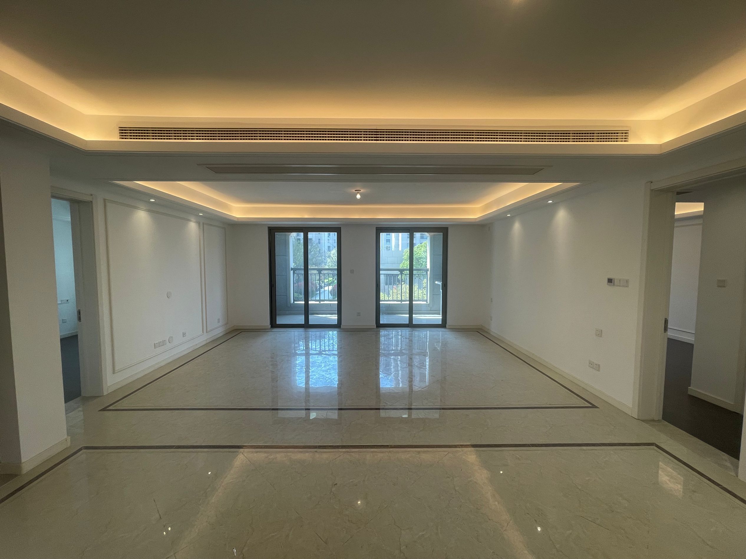九玺台 3室2厅2卫 143m&sup2;