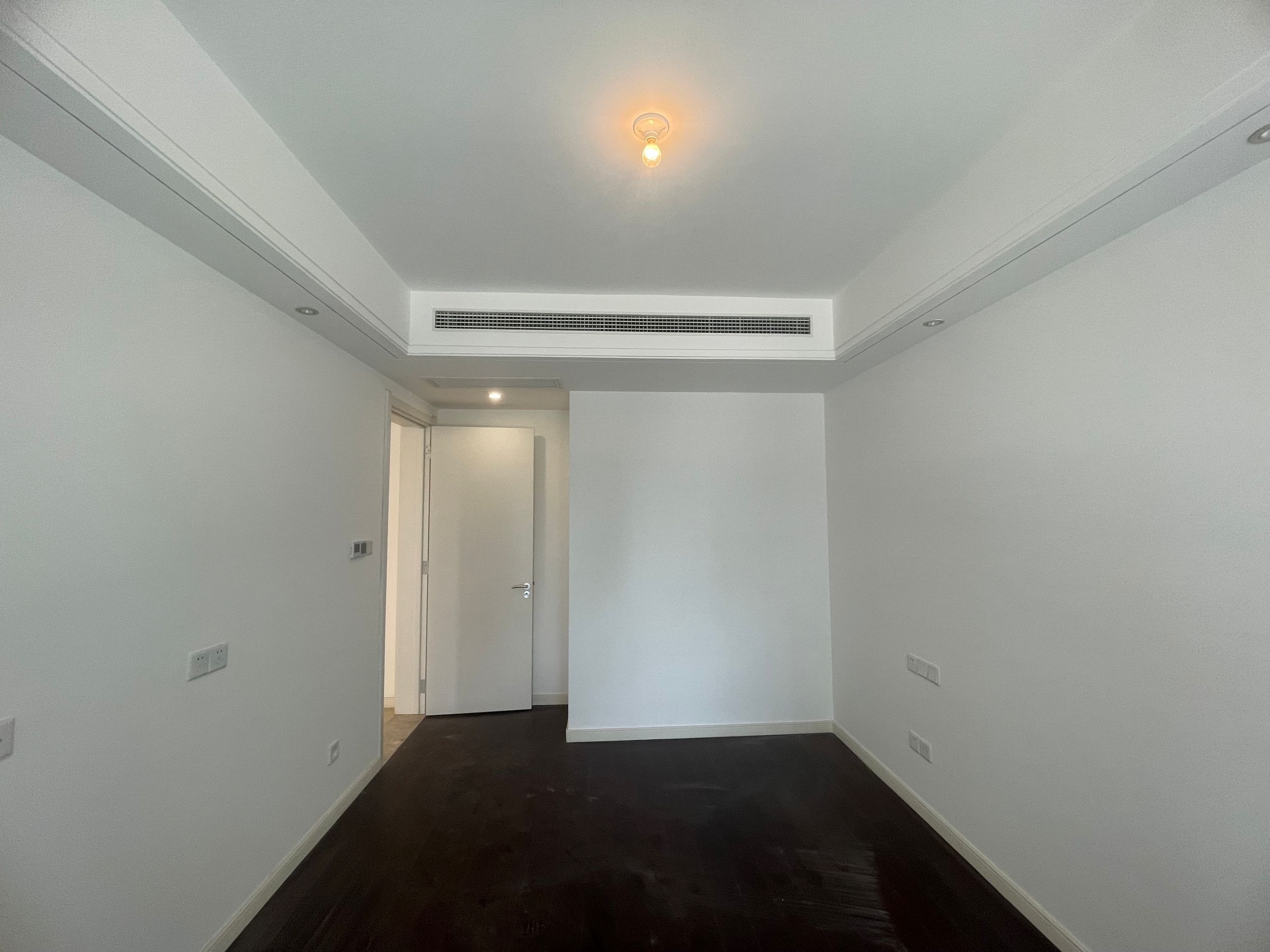 九玺台 3室2厅2卫 143m&sup2;