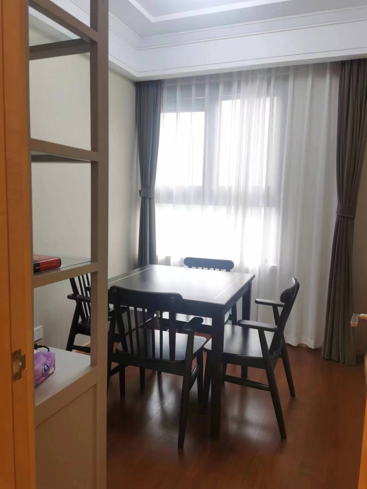 绿城蘭园 4室2厅2卫 143m&sup2;