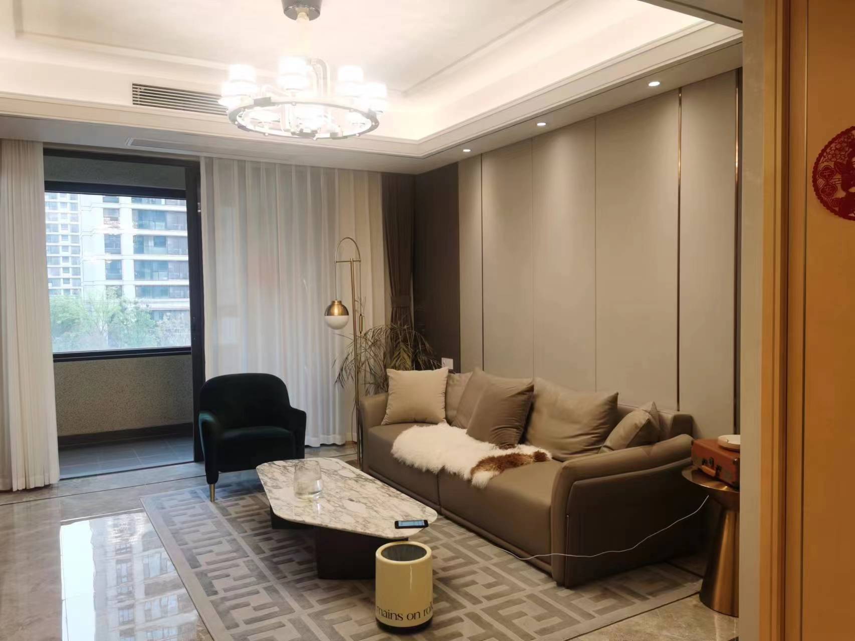 绿城蘭园 4室2厅2卫 143m&sup2;