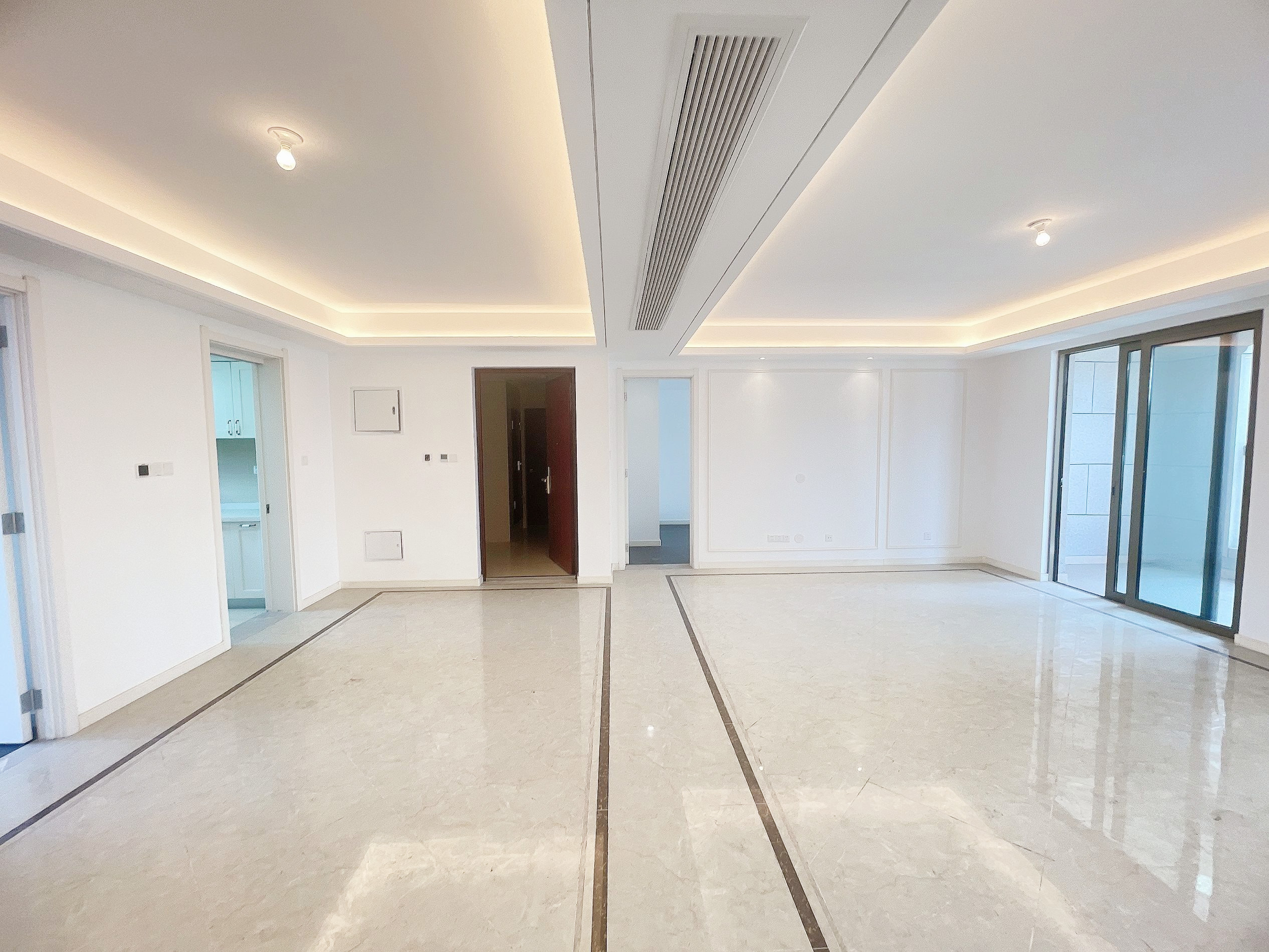 九玺台 4室2厅2卫 143.5m&sup2;