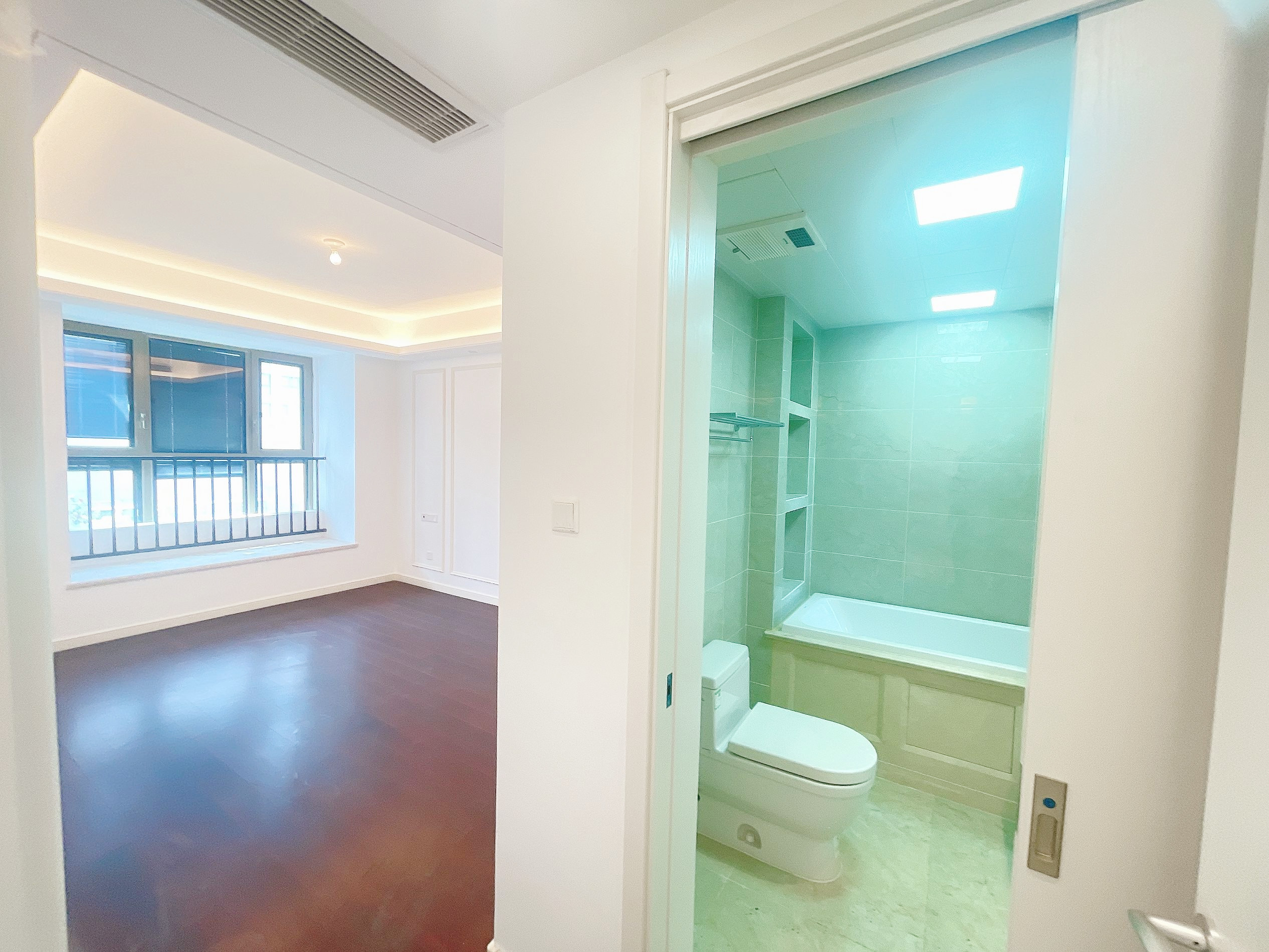 九玺台 4室2厅2卫 143.5m&sup2;