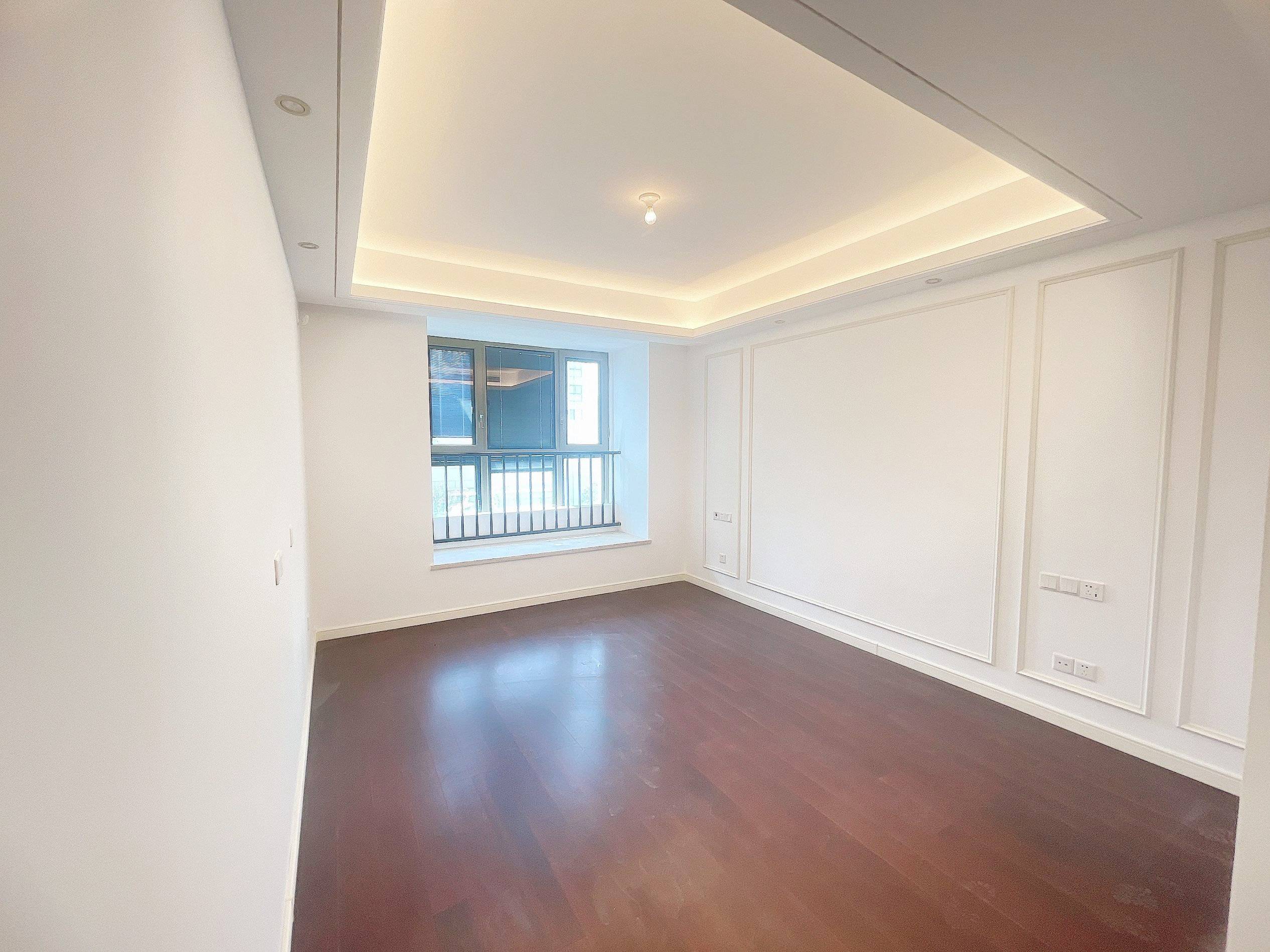 九玺台 4室2厅2卫 143.5m&sup2;