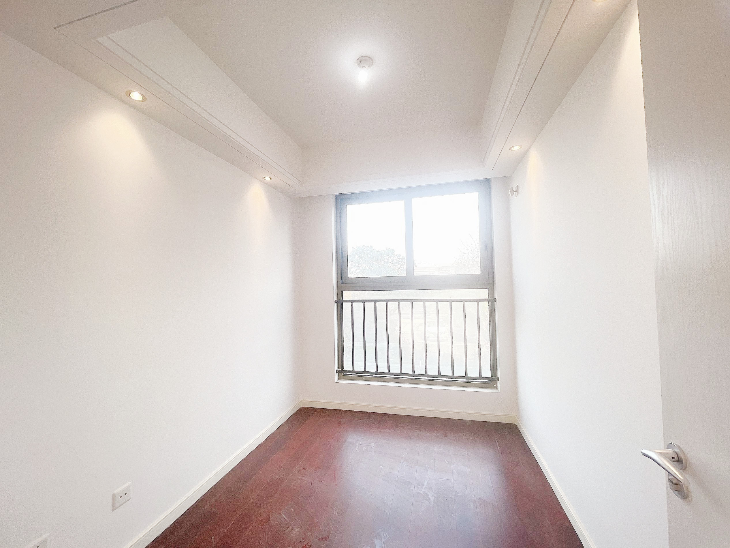 九玺台 4室2厅2卫 143.5m&sup2;